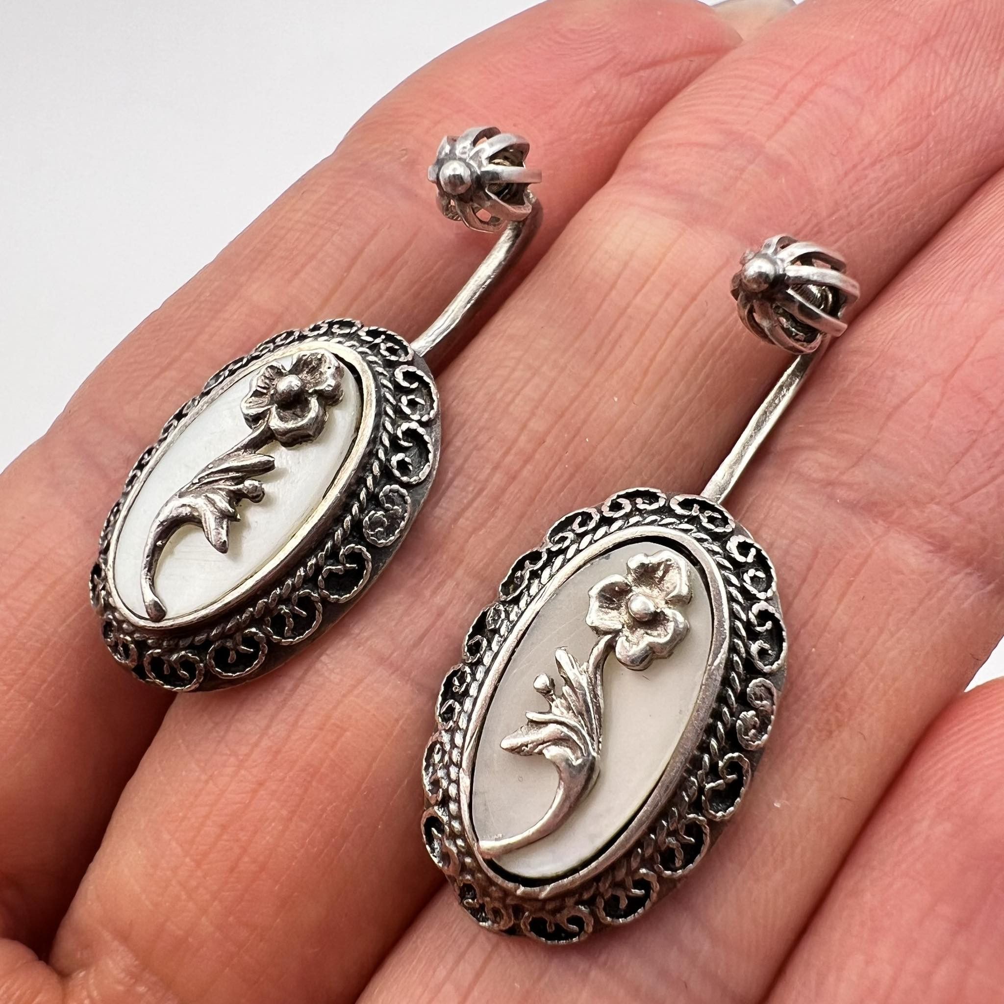 Jewelry Vintage USSR Silver 875 stud Earrings Cameo Flower Signed Size ONE SIZE - 1 Thumbnail