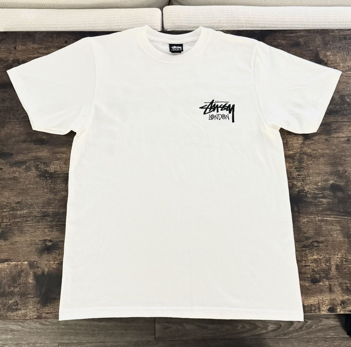Stussy Stussy London Chapter Tee White Size S NWOT Size US S / EU 44-46 / 1 - 1 Thumbnail