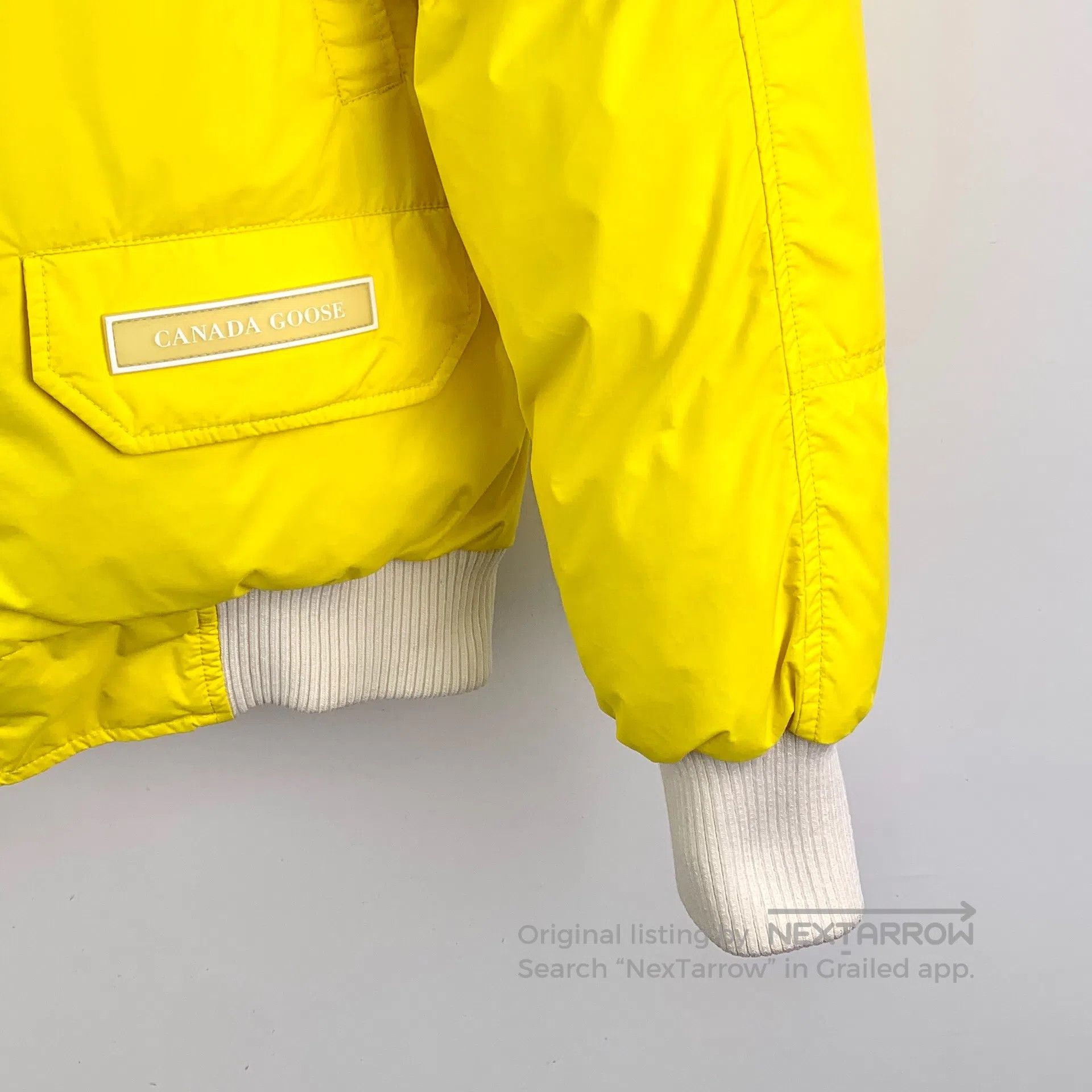 Canada Goose Canada Goose Yellow Logo Patch Hooded Long Sleeve Down Jac Size US XS / EU 42 / 0 - 4 Thumbnail