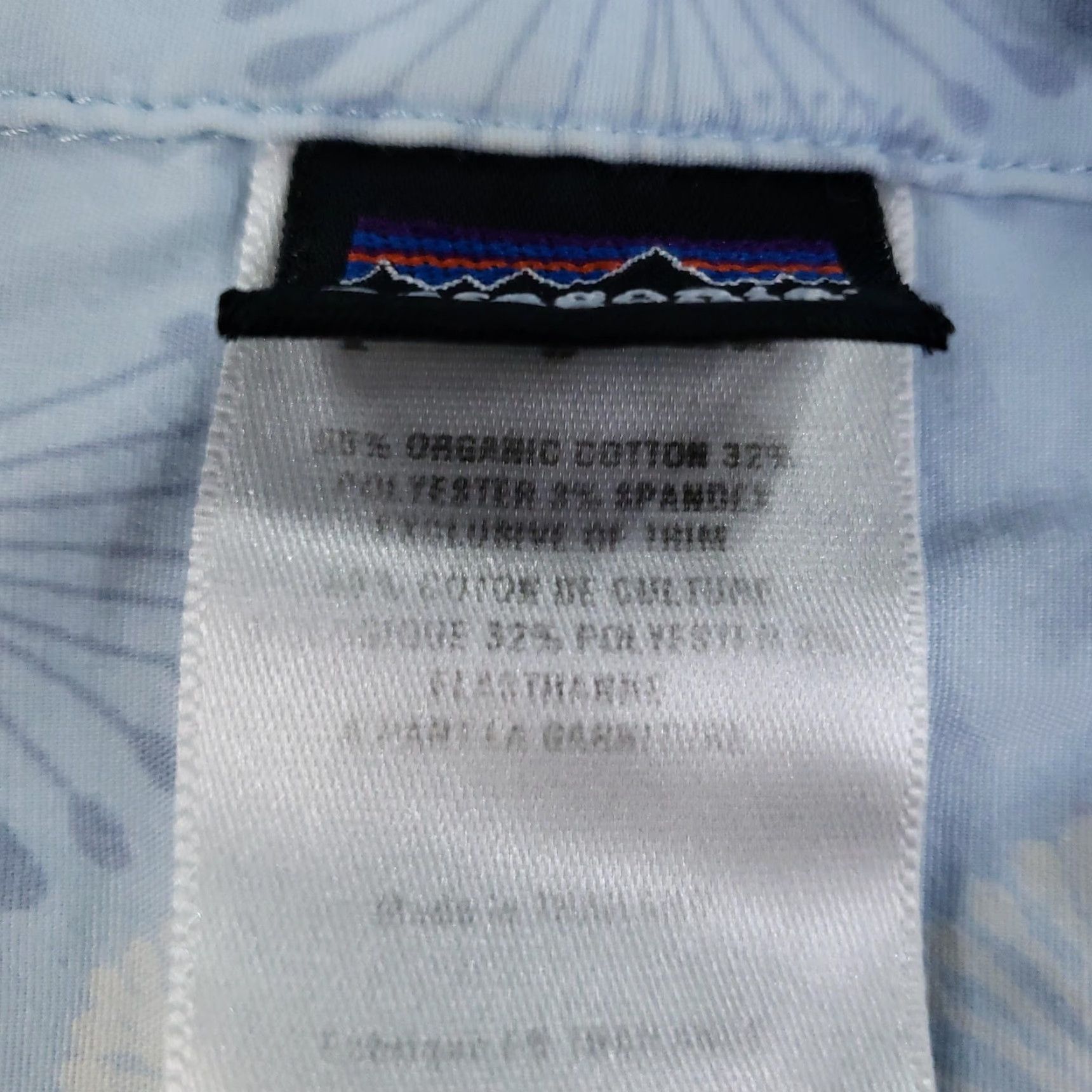 Patagonia Patagonia Shirt Womens 4 Blue Short Sleeve Button Up Organic Cotton Floral Print Size S / US 4 / IT 40 - 7 Thumbnail