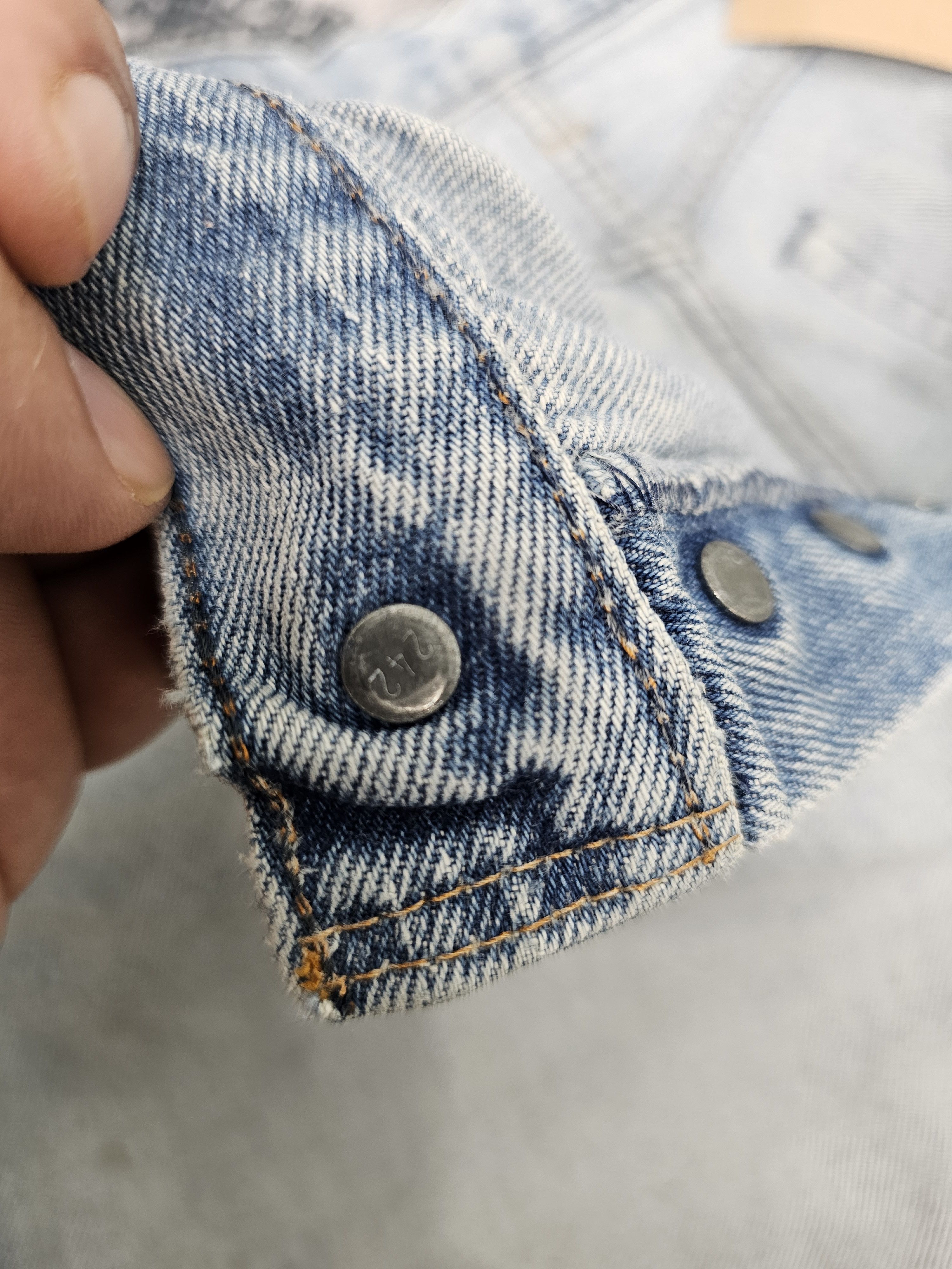 Levi's Vintage Clothing Vtg 90's LEVIS 501 Light Blue Jeans Made In USA L0539 Size US 28 / EU 44 - 13 Thumbnail