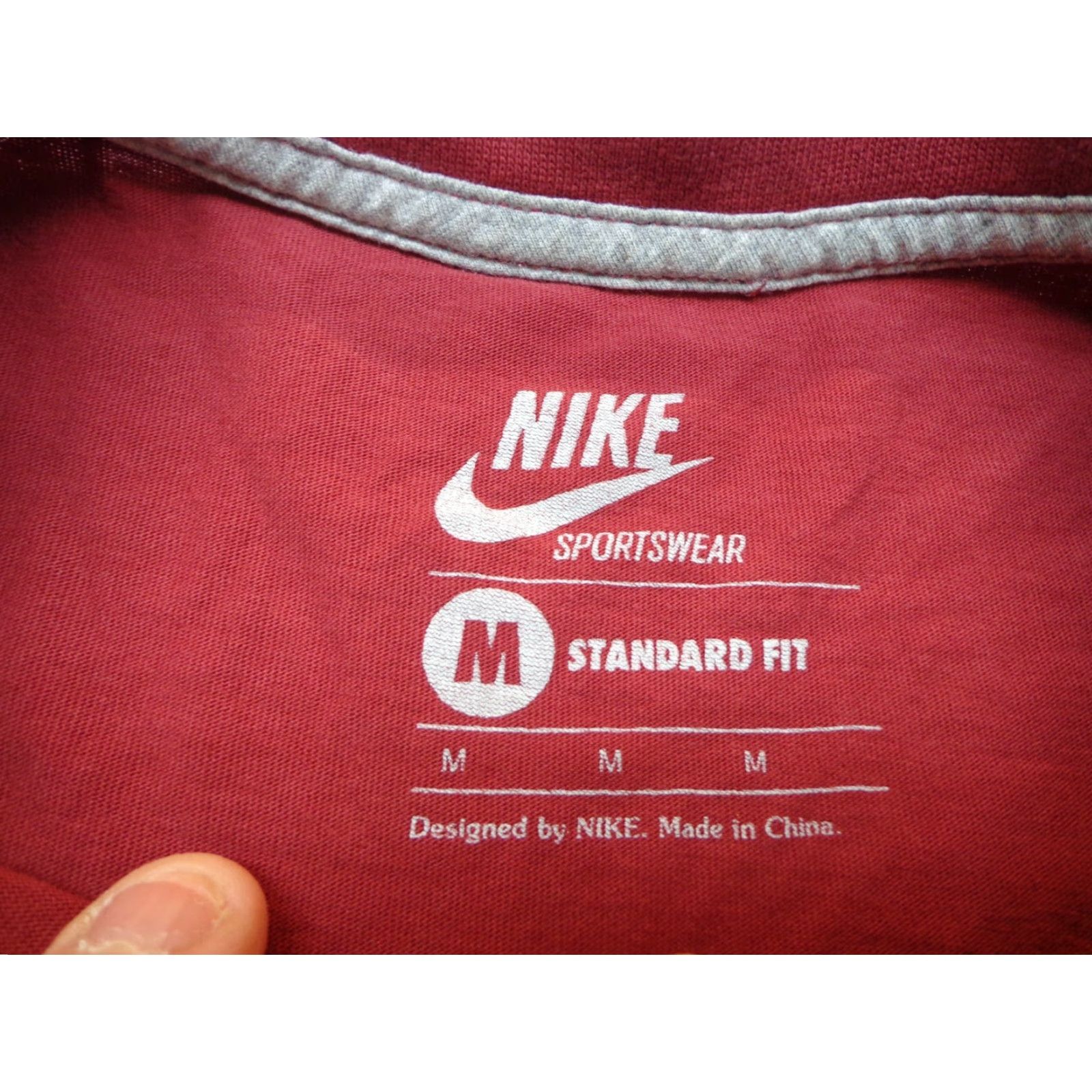 Nike Nike World Basketball Festival T-Shirt M Red Mens Men Size M Cotton Standard Fit Size US M / EU 48-50 / 2 - 5 Thumbnail