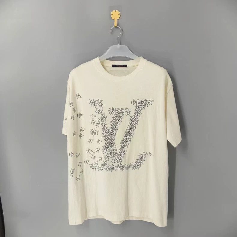Louis Vuitton Louis Vuitton White 2054 plane full print short sleeve Size US L / EU 52-54 / 3 - 1 Thumbnail