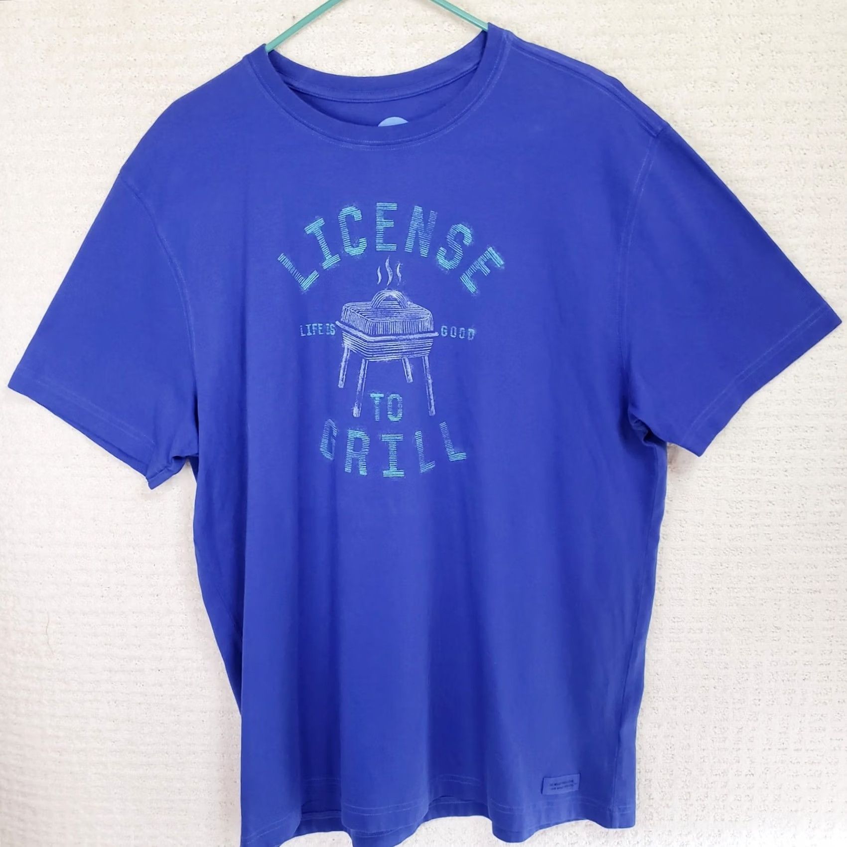Life is Good Life is Good License To Grill Shirt Men's L Blue 100% Cotton Short Sleeve Crew Neck Regular Fit Size US L / EU 52-54 / 3 - 2 Thumbnail