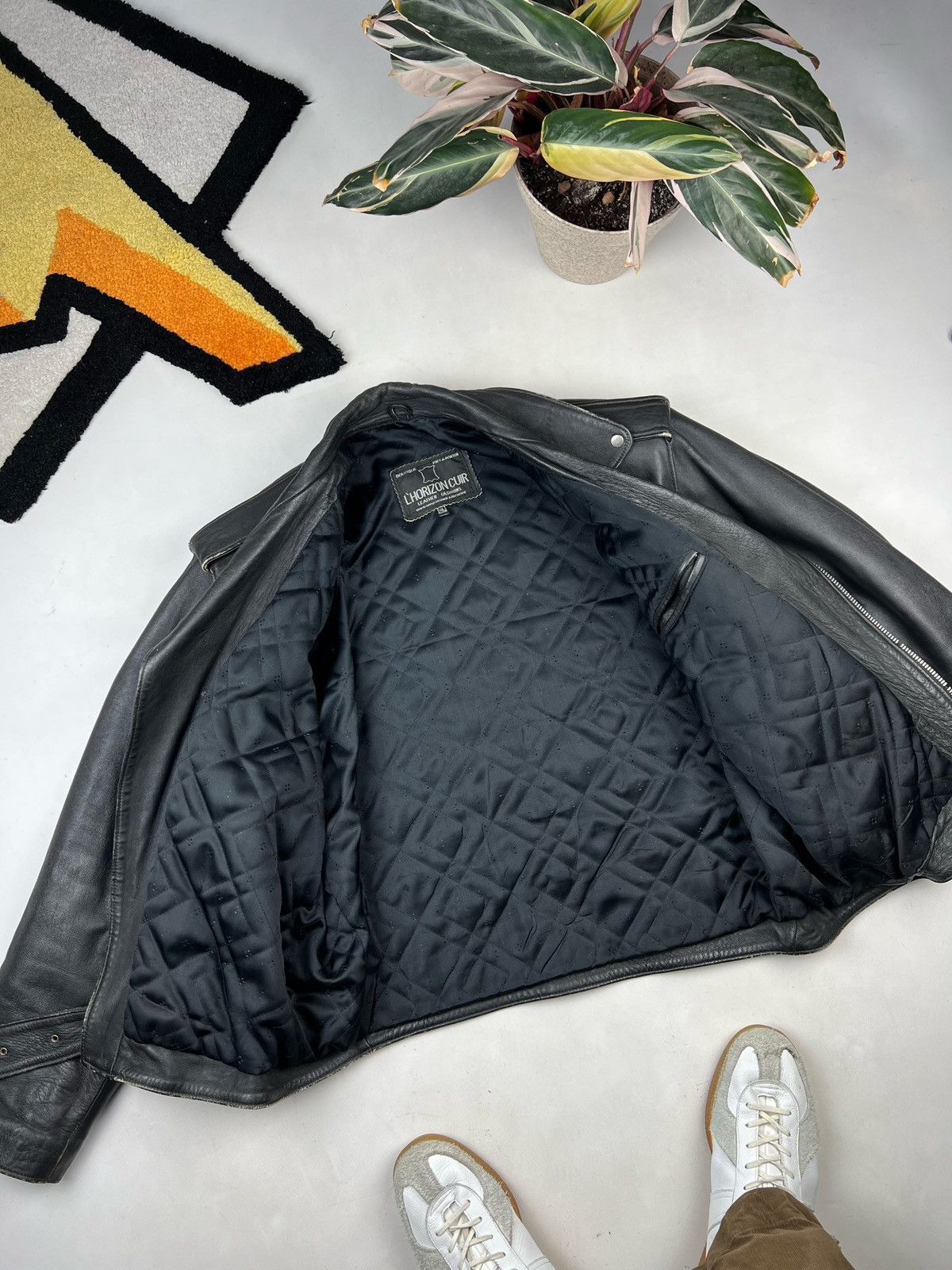 Vintage Vintage Perfecto Leather Jacket Distressed Size US XL / EU 56 / 4 - 3 Thumbnail