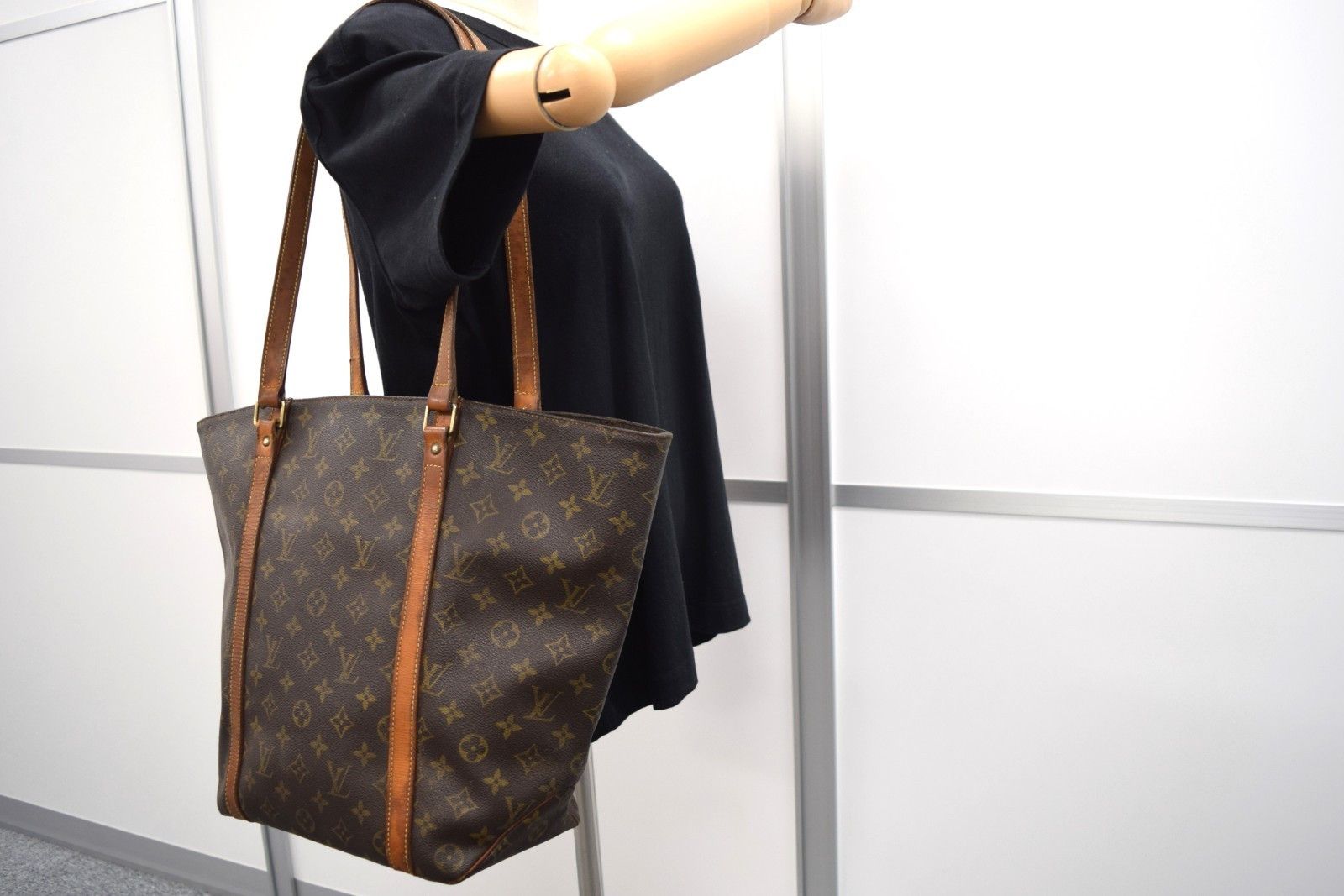 Louis Vuitton LV Sac Shopping Tote Bag Monogram Canvas M51108 Size ONE SIZE - 16 Thumbnail
