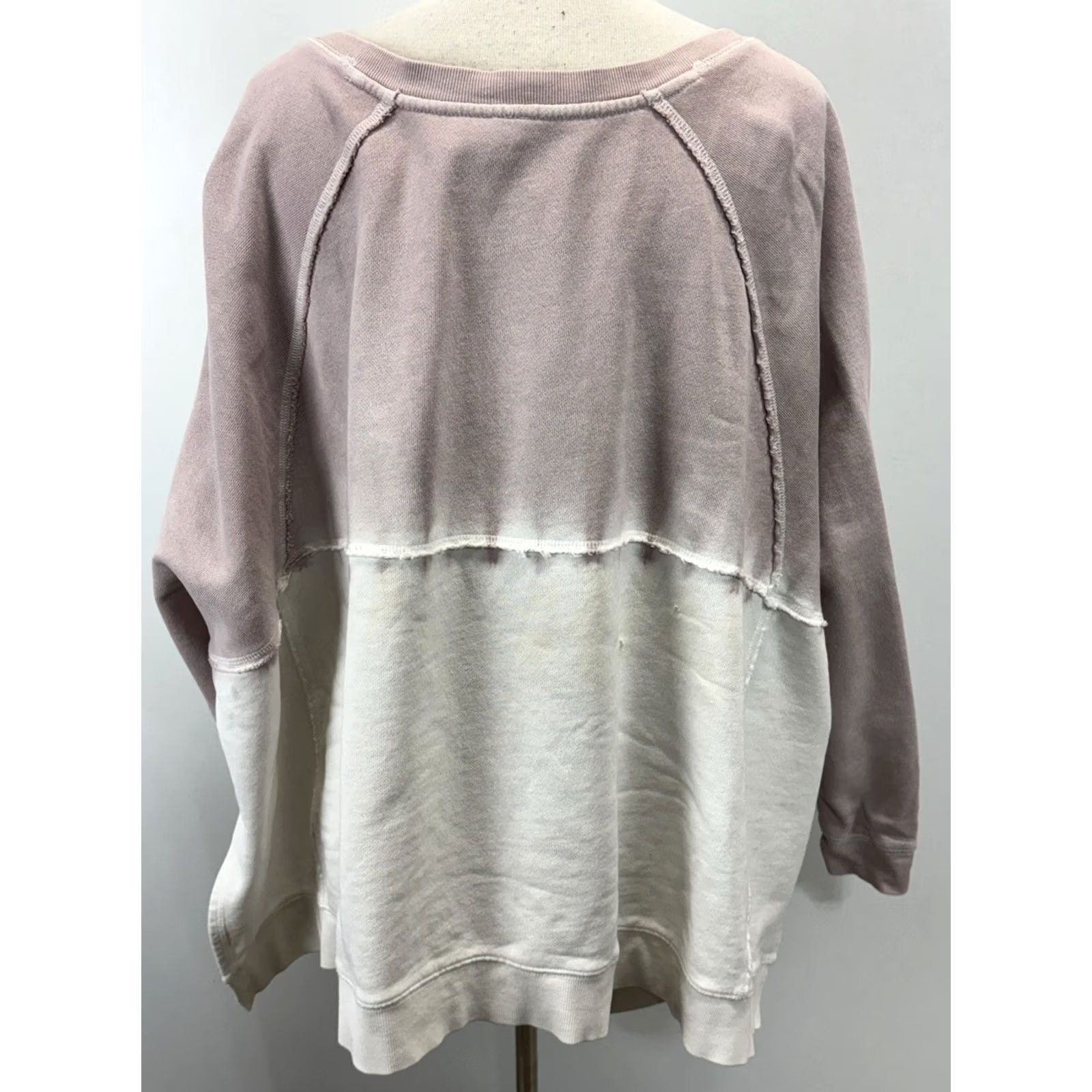 Free People VINTAGE Free People Oversized Sweatshirt Small Tie Dye Pink Boho Womens Baggy Distressed Pullover Long Sleeve Regular Size XS? Size S / US 4 / IT 40 - 3 Thumbnail