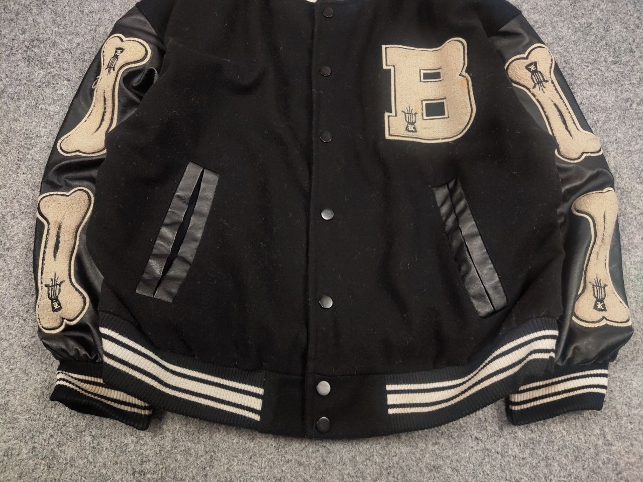 Vintage Vintage Bones Japan Skeleton Letterman Varsity Bomber Jacket Size US M / EU 48-50 / 2 - 10 Thumbnail