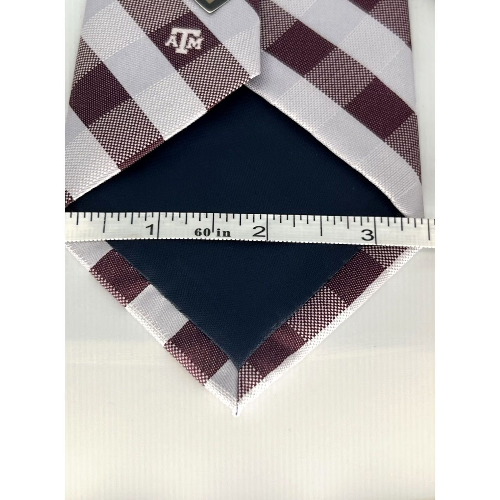 Vintage TEXAS A&M AGGIES Eagles Wings Maroon Striped Men Tie NWT Logo Neck Tie 57-60in Silk Size ONE SIZE - 7 Thumbnail