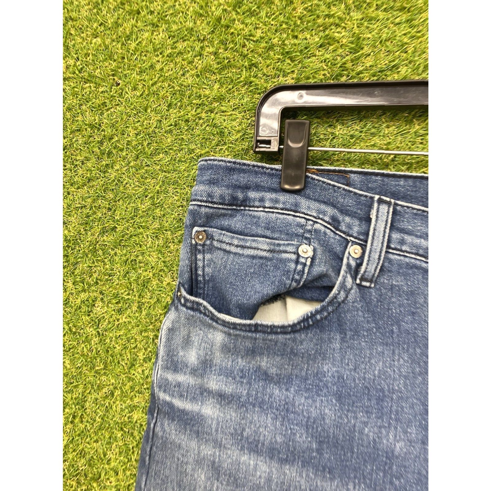 Levi's Levis Jeans Mens 36x34 Slim Straight Whiskered Fade Medium Wash Blue Y2K Size US 36 / EU 52 - 4 Thumbnail