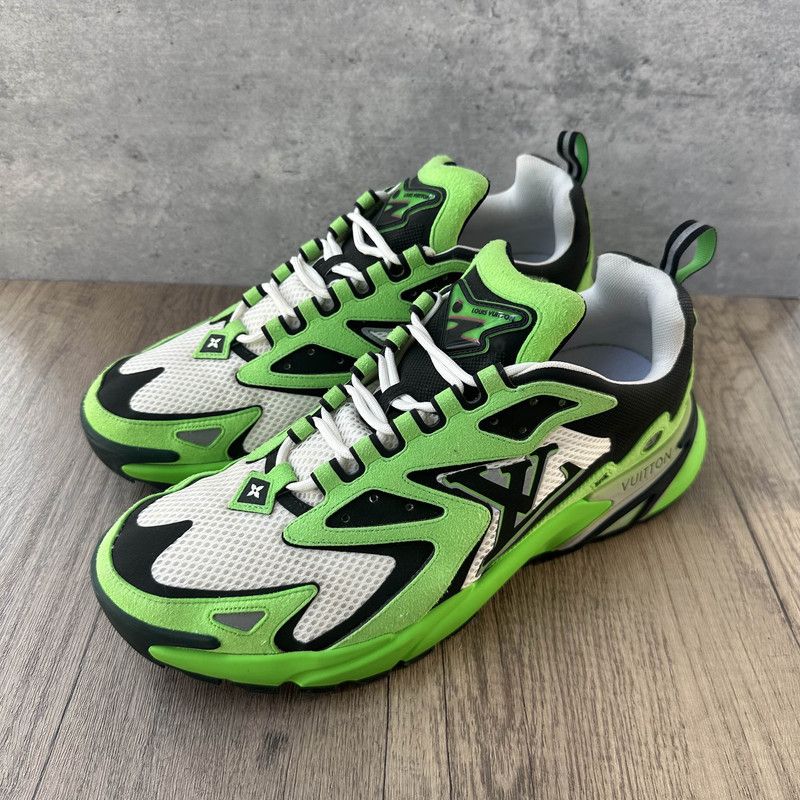 Louis Vuitton Louis Vuitton Runner Tatic Low-Top Green Sneakers 0079 Size US 8.5 / EU 41-42 - 1 Thumbnail