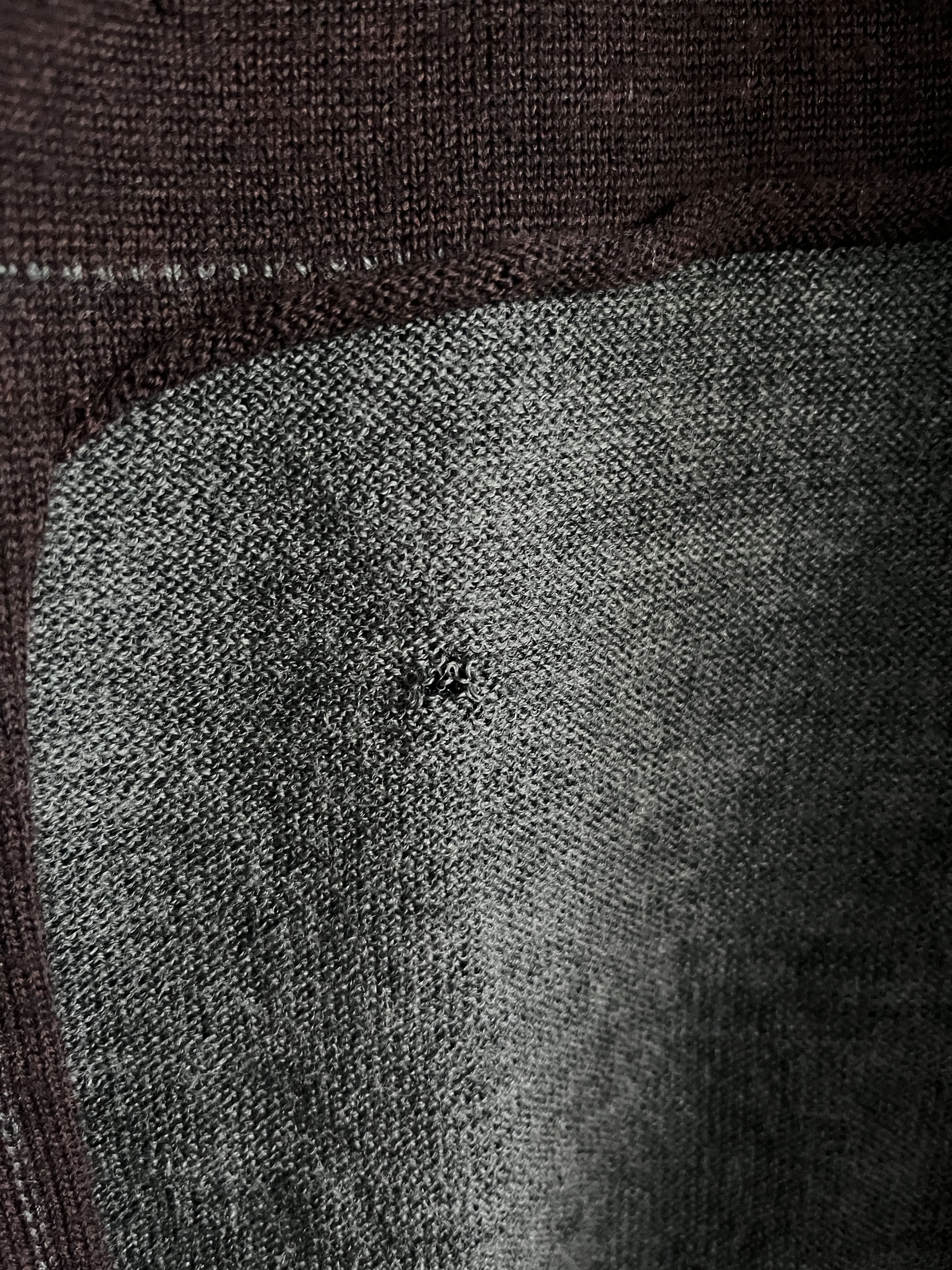 Comme des Garcons Comme Des Garcons vneck crewneck sweatshirt sweater M L Size US L / EU 52-54 / 3 - 6 Thumbnail