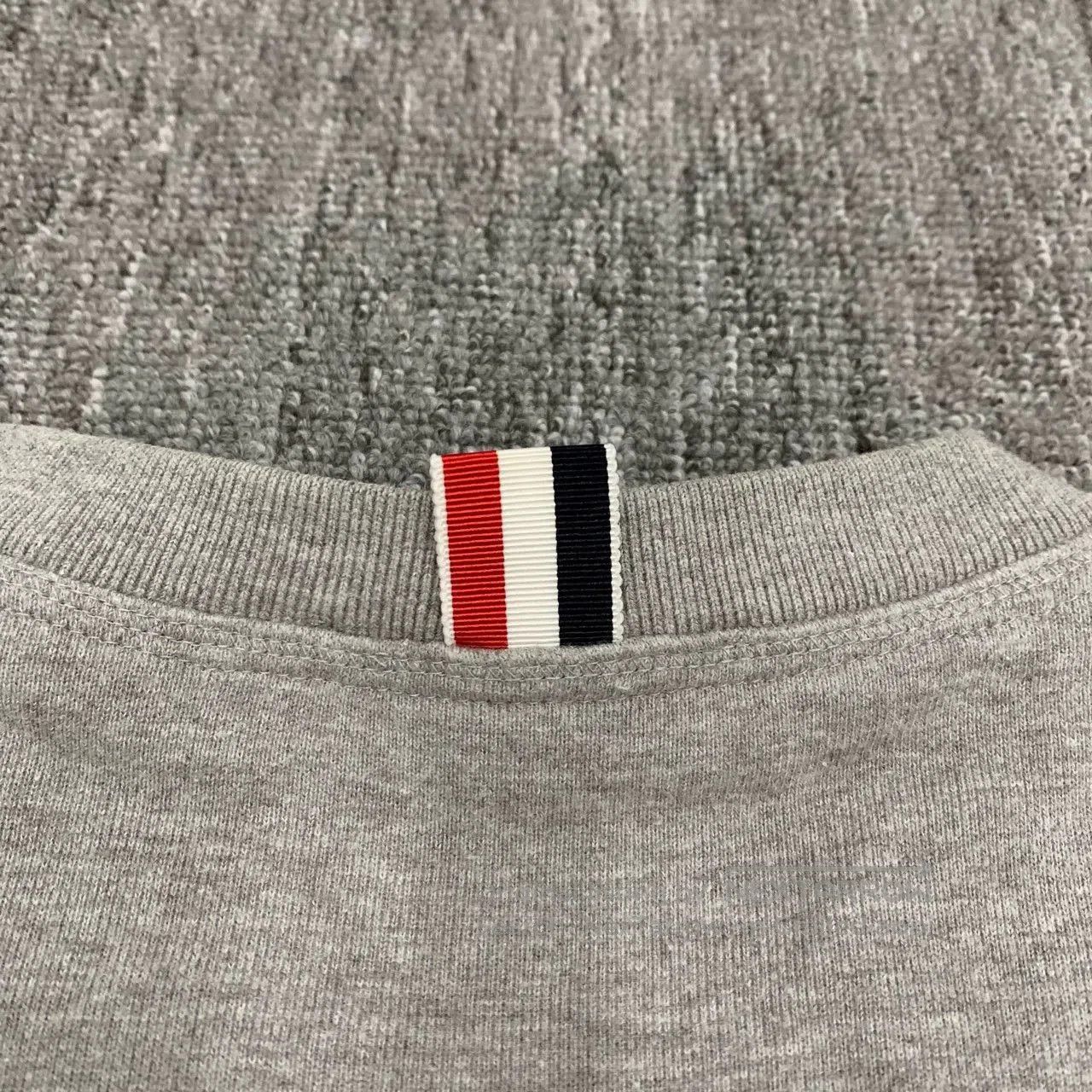 Thom Browne THOM BROWNE Grey 4-Stripe Sweatshirt. Size US M / EU 48-50 / 2 - 9 Thumbnail