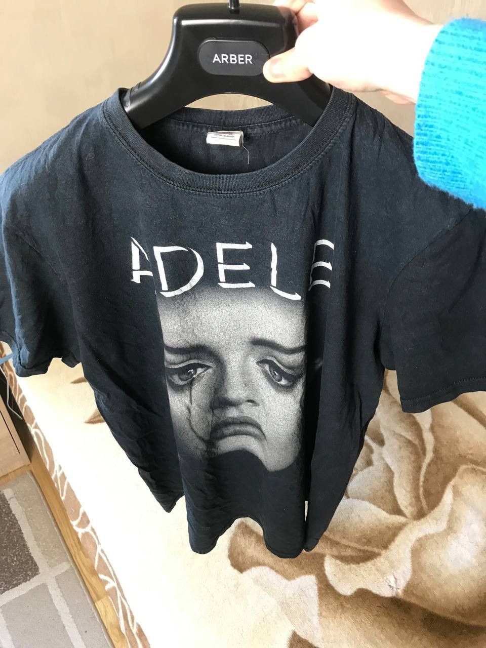 Band Tees 🔥 Adele World Tour 2016/2017 Graphic Print Art Music Vintage Size US L / EU 52-54 / 3 - 8 Thumbnail