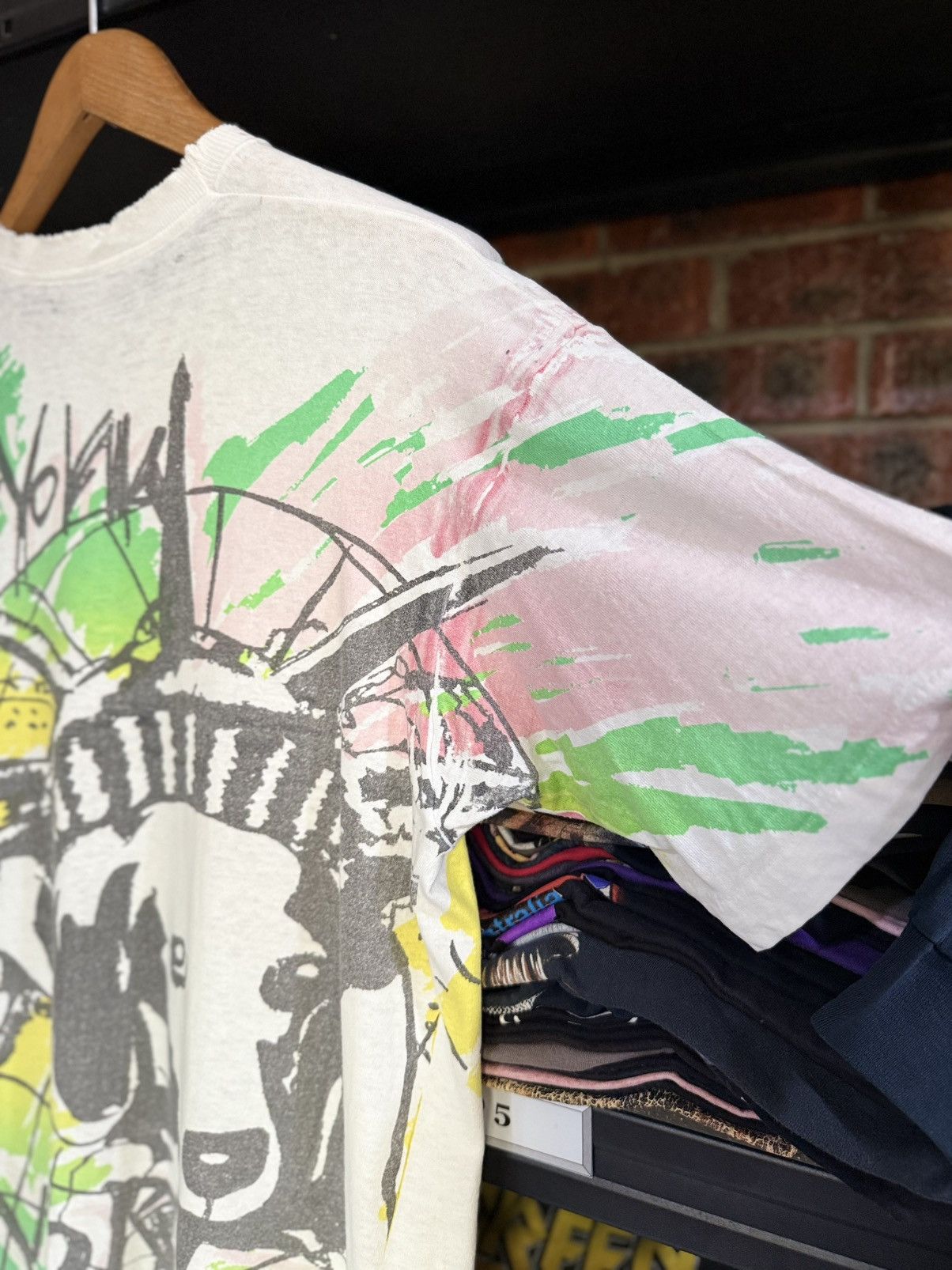 Fuck Art, Make Tees Thrashed Vintage 90s Art Ovp New York World Day Tour Tee Size US L / EU 52-54 / 3 - 14 Thumbnail