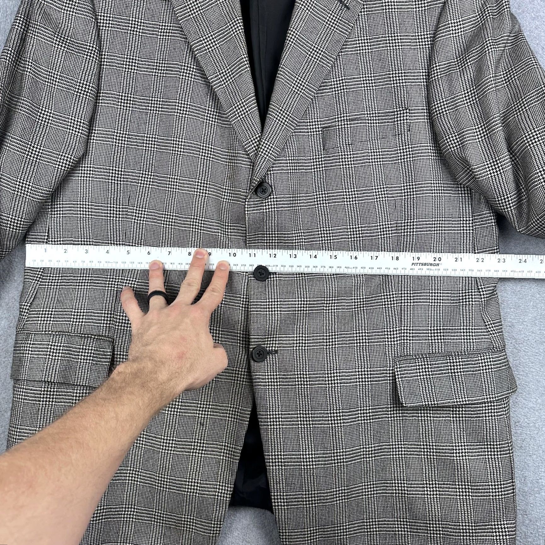 Nordstrom VINTAGE John W. Nordstrom Loro Piana Blazer Mens 48R Gray Plaid Cashmere 3 Button Coat Size 48R - 6 Thumbnail