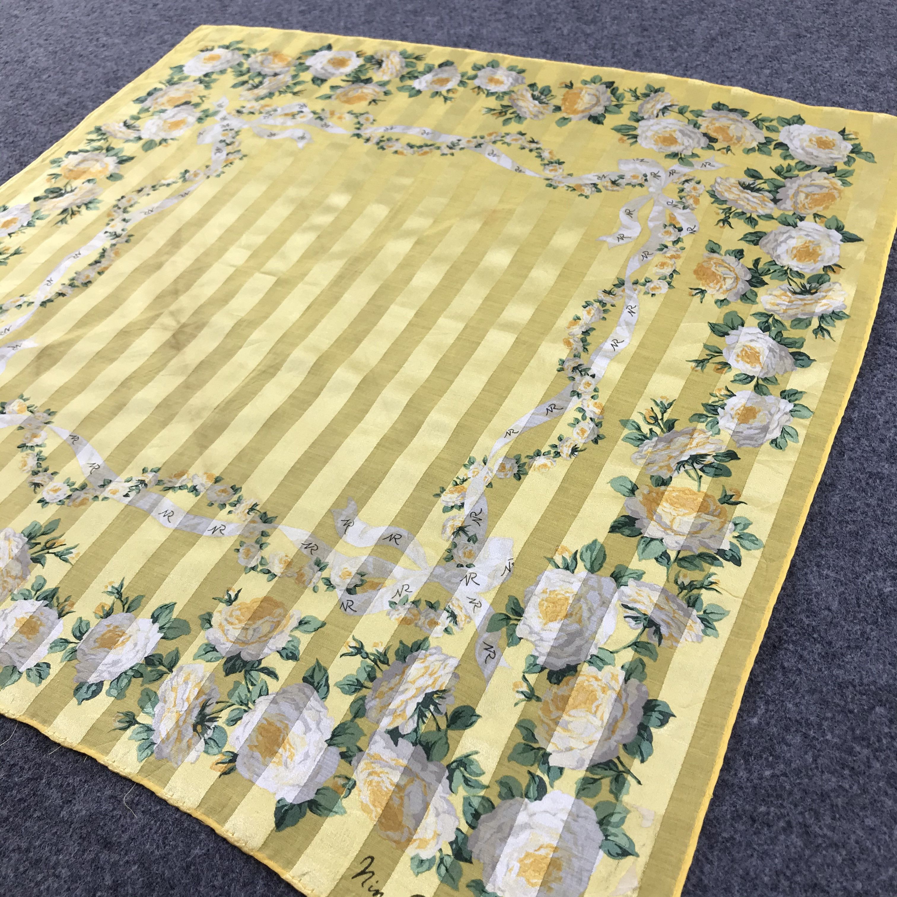 Nina Ricci Nina Ricci Handkerchief Neckerchief Bandana H428 Size ONE SIZE - 5 Thumbnail