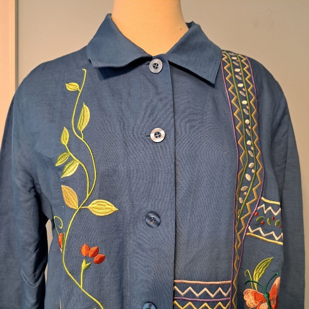 Other Susan Graver Grannycore Embroidered Linen Floral Butterfly Top Medium Blue/Multi Size M / US 6-8 / IT 42-44 - 12 Thumbnail