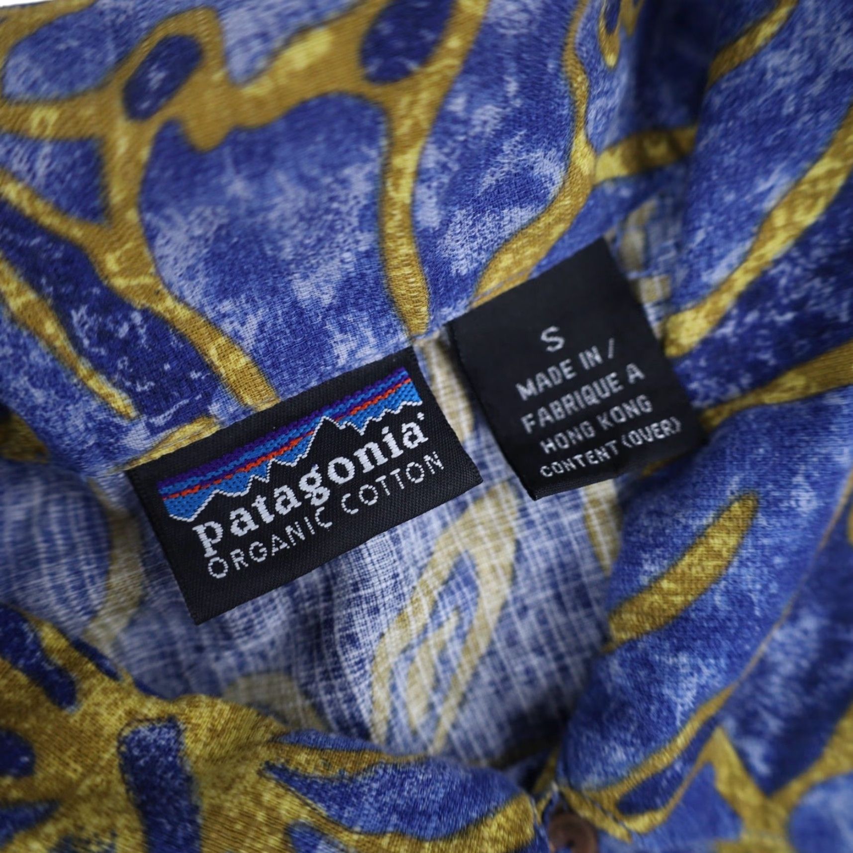 Patagonia VINTAGE Patagonia Organic Cotton Mens Small Floral Hawaiian Shirt Blue Size US S / EU 44-46 / 1 - 6 Thumbnail