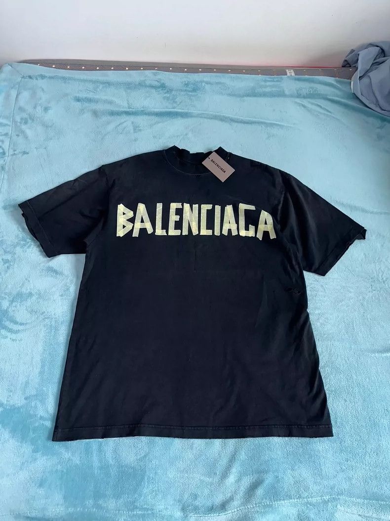 Balenciaga Balenciaga Masked paper tape tape letter printed round nec Size US XS / EU 42 / 0 - 1 Thumbnail