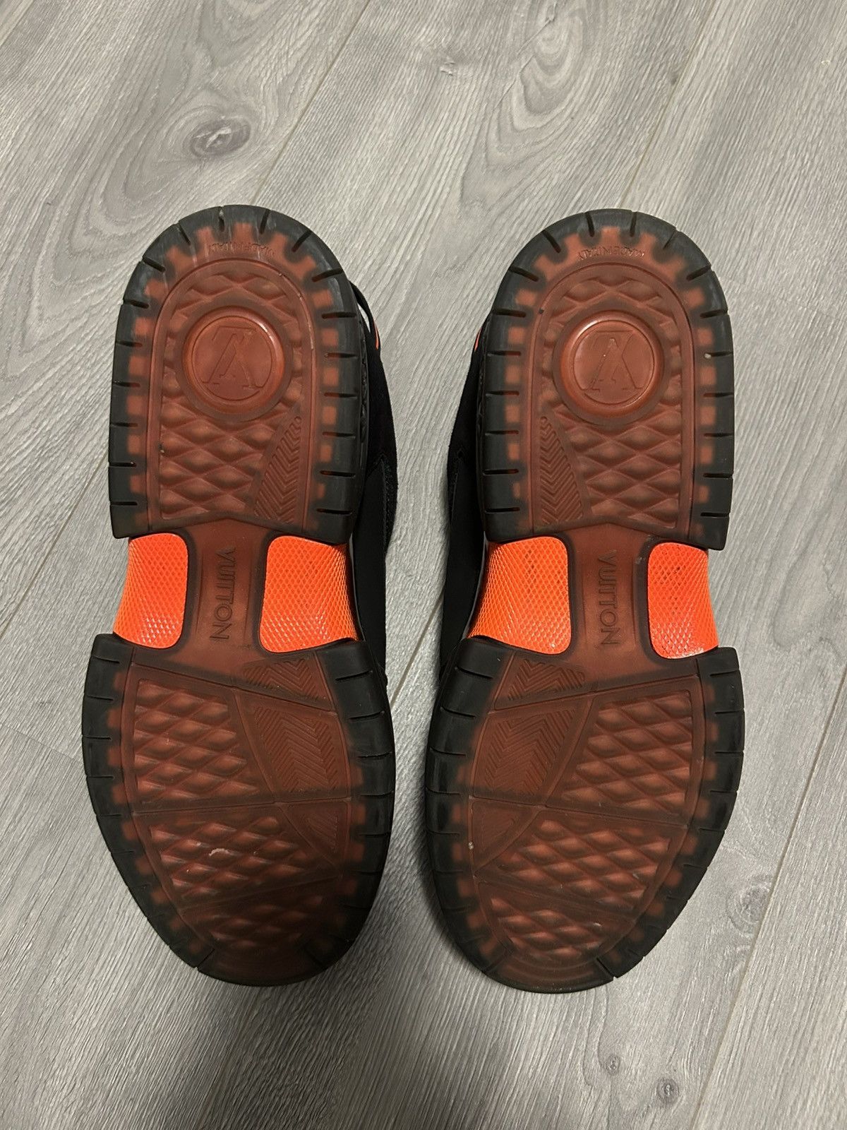Louis Vuitton Lucian Clarke x Louis Vuitton "A View" Sneaker Size US 10 / EU 43 - 11 Thumbnail