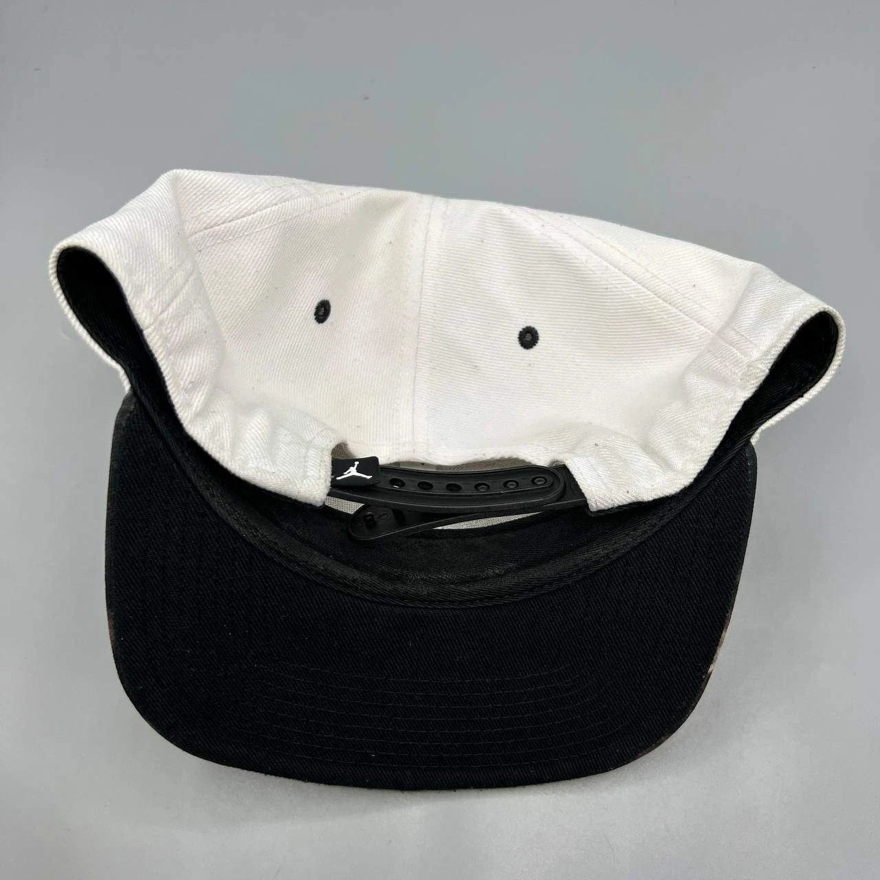 Jordan Brand Air Jordan 23 Hat Men Embroidered Jumpman Snap Back Cap Size ONE SIZE - 10 Thumbnail