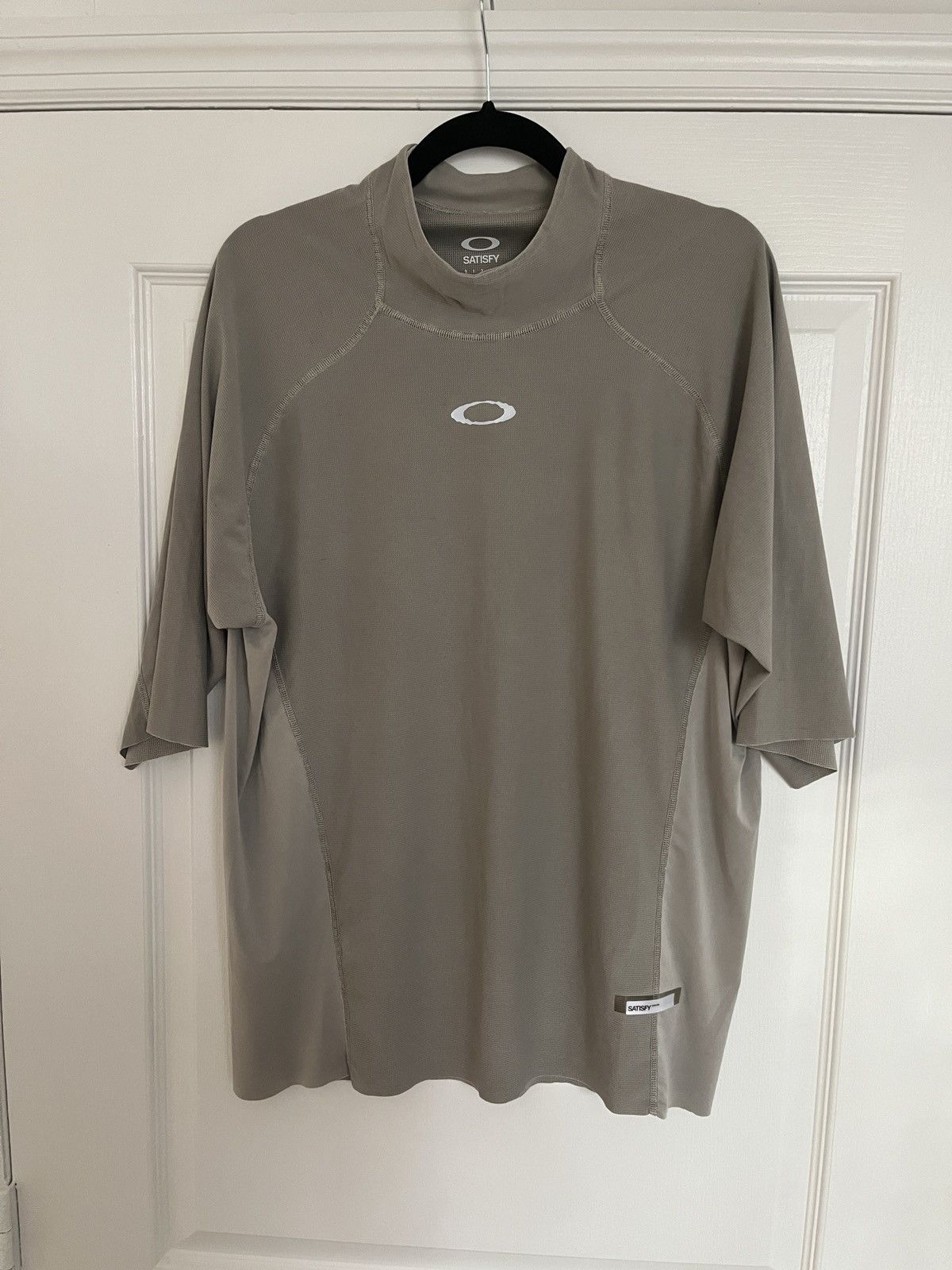image of Running X Oakley Auralite Base Layer in Beige, Men's (Size XL)