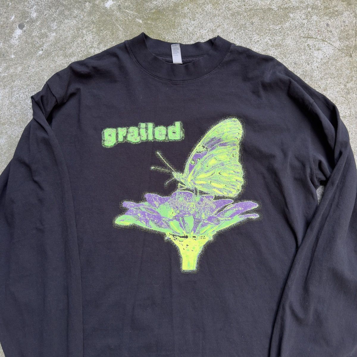 Grailed GRAILED NEON BUTTERFLY VIP LONGSLEEVE TEE M Size US M / EU 48-50 / 2 - 3 Thumbnail