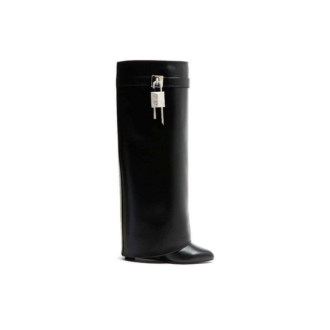o1srvl11e1225 Shark Lock Boots in Black