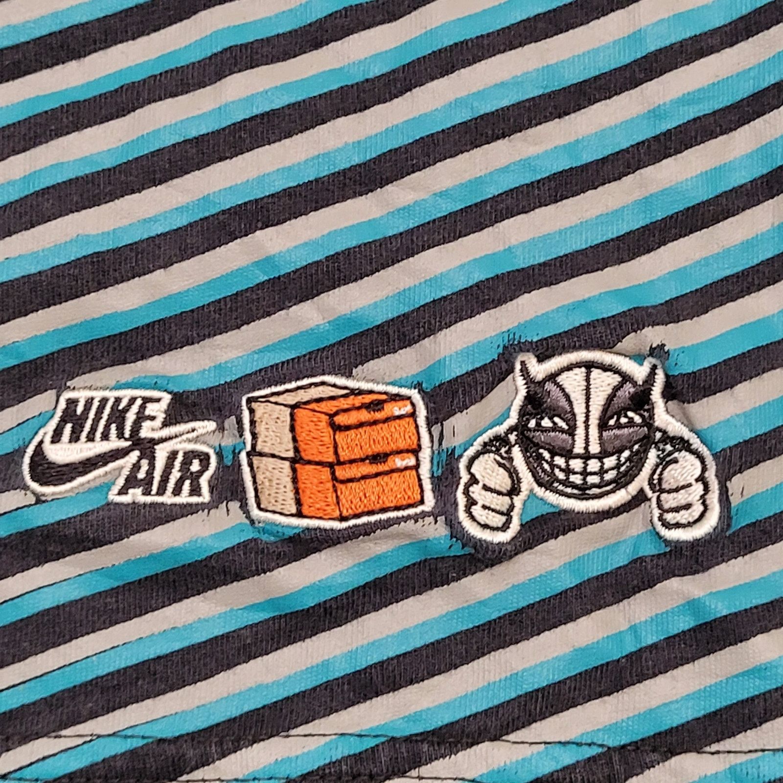 Nike Nike Air "Bad Attitude" Shoebox Monster Shirt Medium 20x26 Size US M / EU 48-50 / 2 - 6 Thumbnail