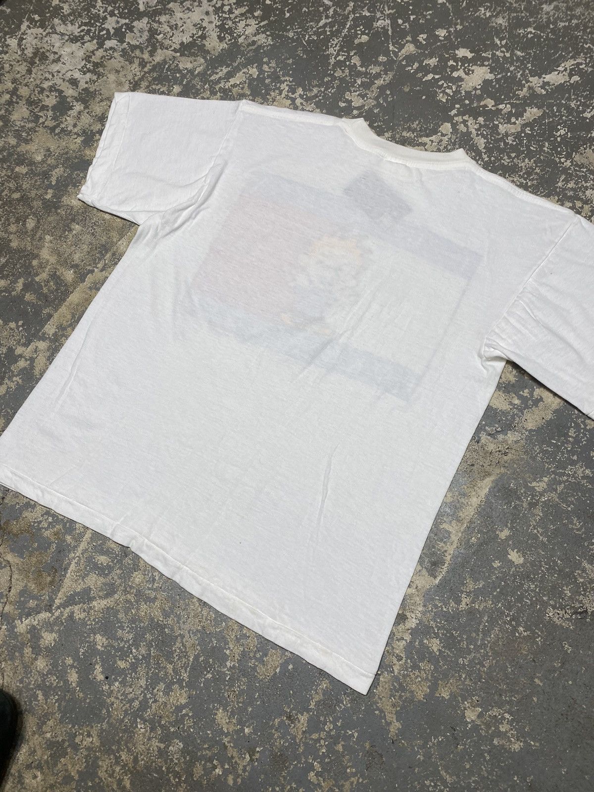 Japanese Brand × Vintage Vintage Tummy Poke Finger Calvin And Hobbes Parody 90 Tshirt Size US L / EU 52-54 / 3 - 9 Thumbnail
