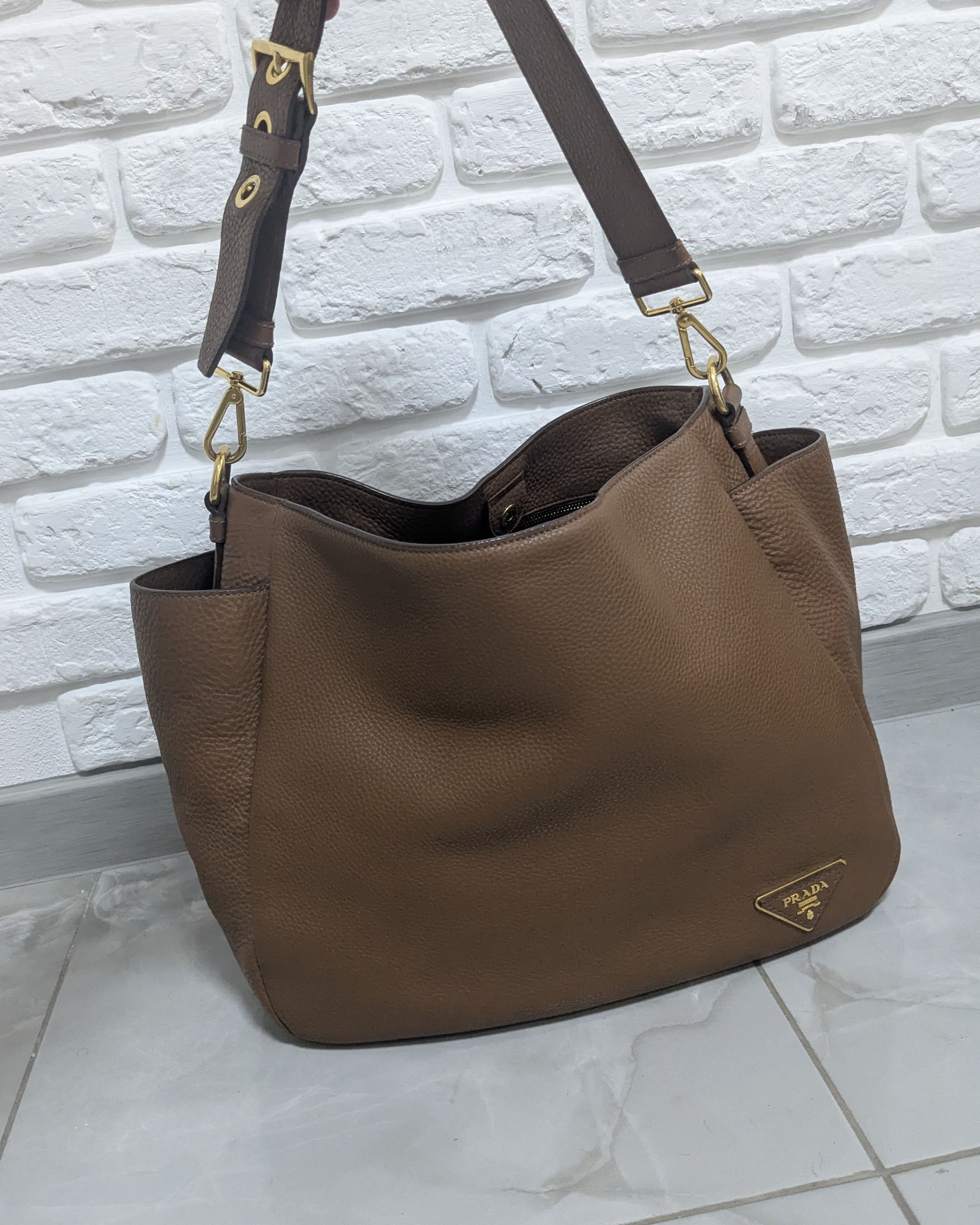 Prada Prada Camel Daino Leather Hobo Shoulder Bag Size ONE SIZE - 2 Thumbnail