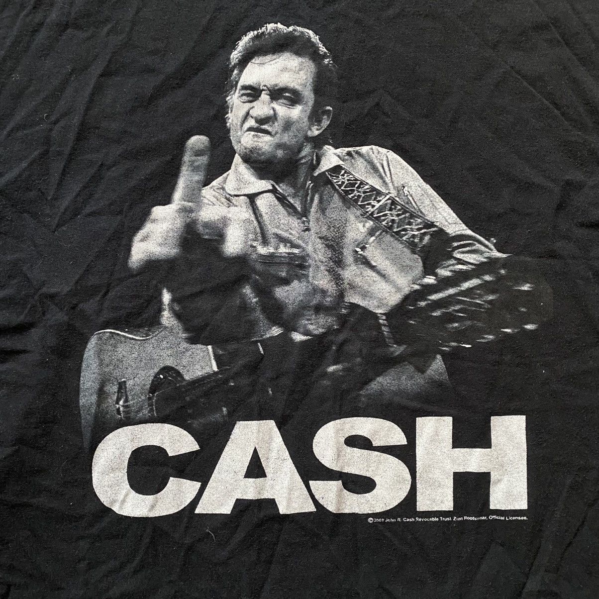 Band Tees JOHNNY CASH 2009 MIDDLE FINGER PRINT T SHIRT Size US XL / EU 56 / 4 - 2 Thumbnail