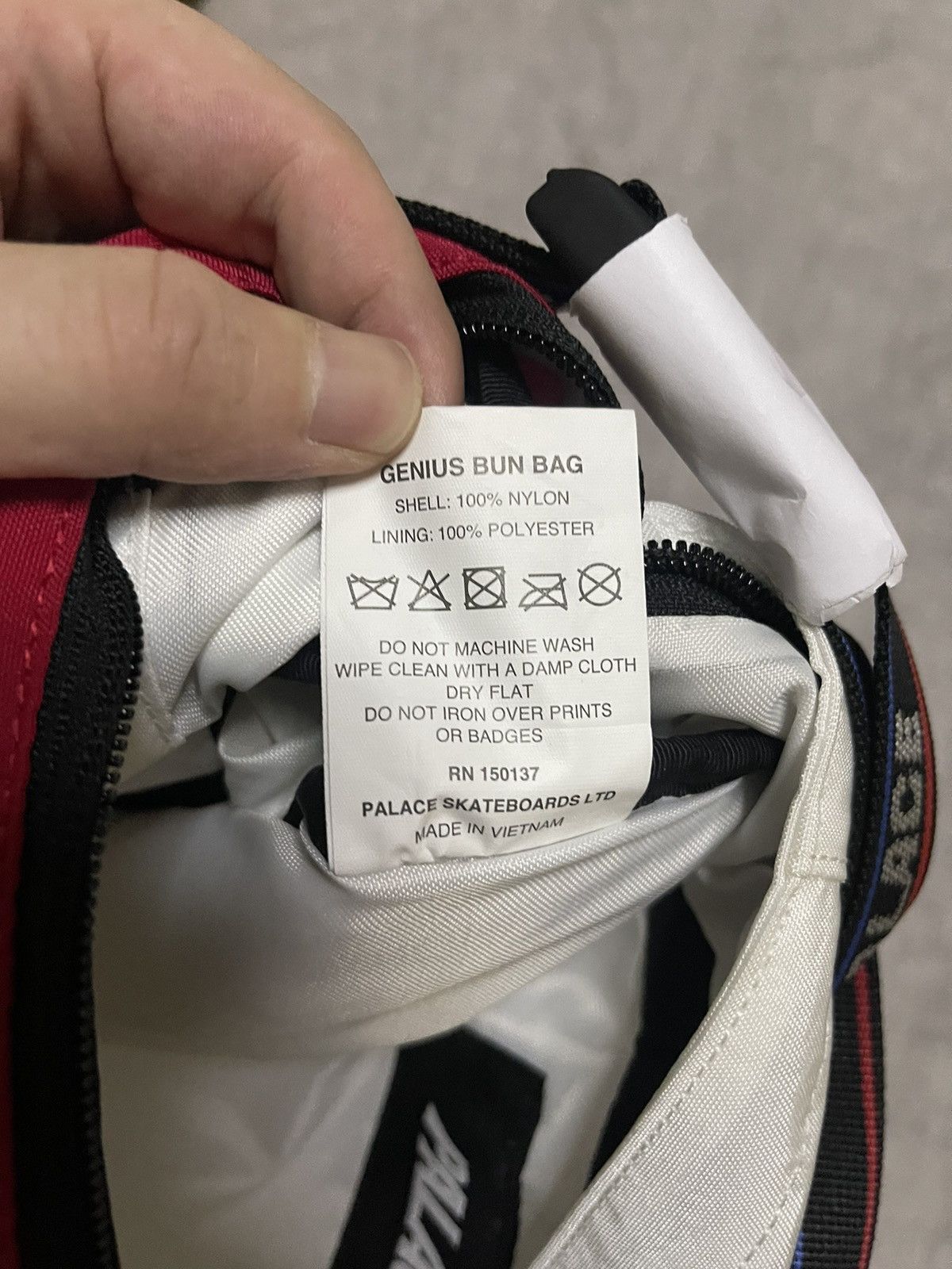 Palace Palace genius bun bag white Size ONE SIZE - 4 Thumbnail