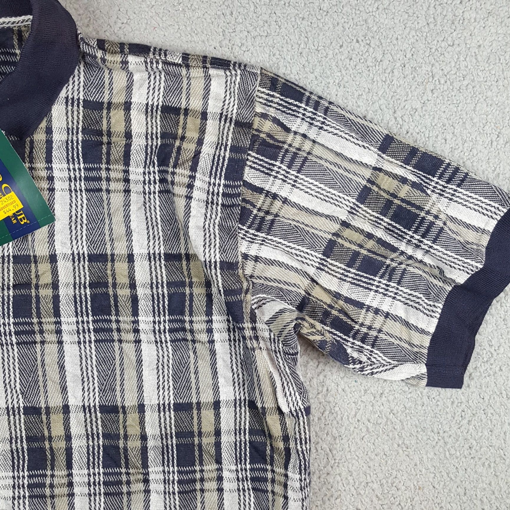 Izod VINTAGE IZOD Polo Shirt Mens Y2K Gray Plaid Surf Skater Grunge 90s Preppy Golf Collared Knit Cotton Short Sleeve Size L Size US L / EU 52-54 / 3 - 3 Thumbnail