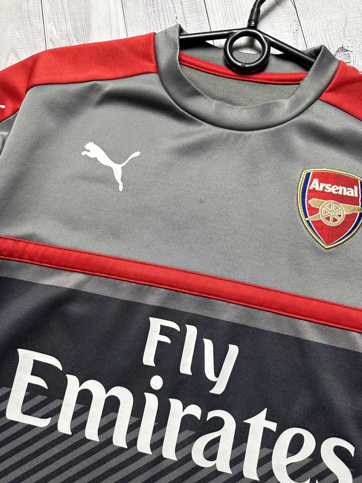 Puma × Vintage Vintage puma Arsenal soccer sweatshirts size S/M logo Size US S / EU 44-46 / 1 - 3 Thumbnail