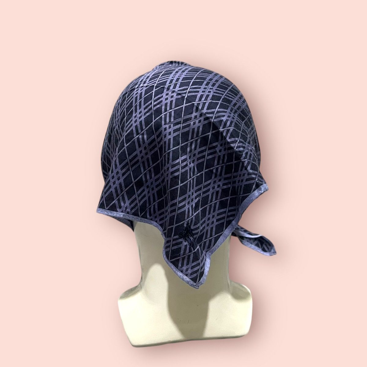 Burberry × Designer × Vintage VTG BURBERRY COTTON SILK HANDKERCHIEF/POCKETSQUARE/BANDANA Size ONE SIZE - 17 Thumbnail