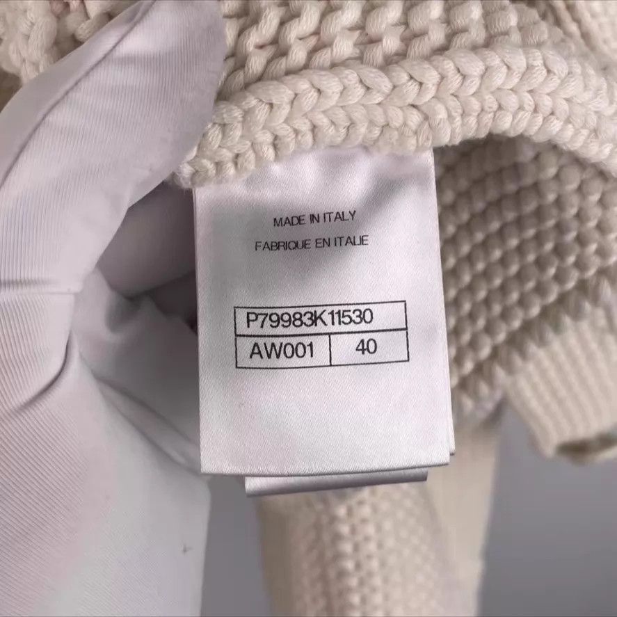 Chanel Chanel Women's Size 40 Sweater Jacket Size M / US 6-8 / IT 42-44 - 2 Thumbnail