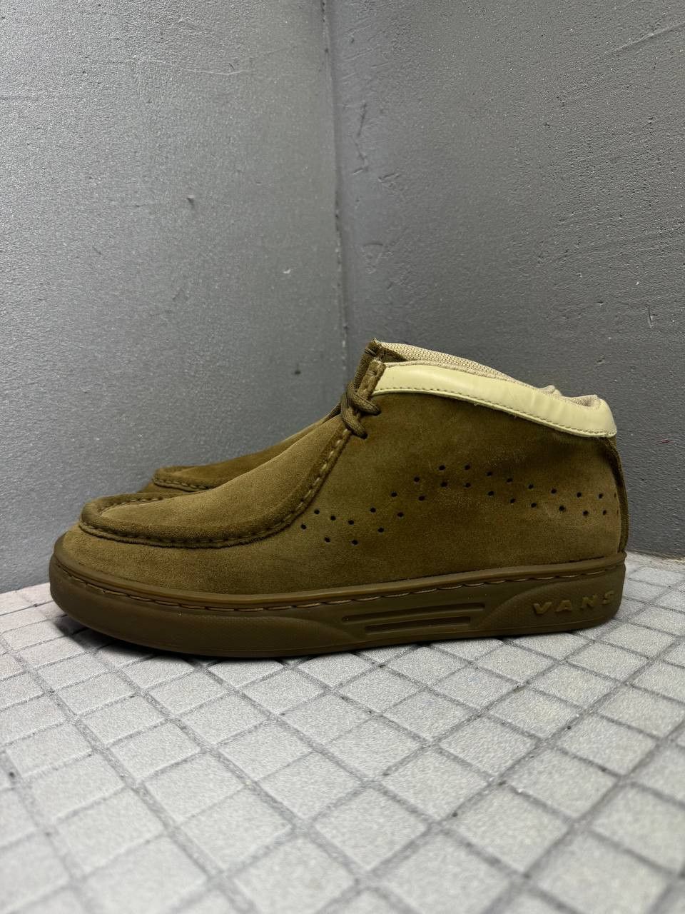 Vans Vans Carver Suede OG Boots Size US 7.5 / EU 40-41 - 6 Thumbnail