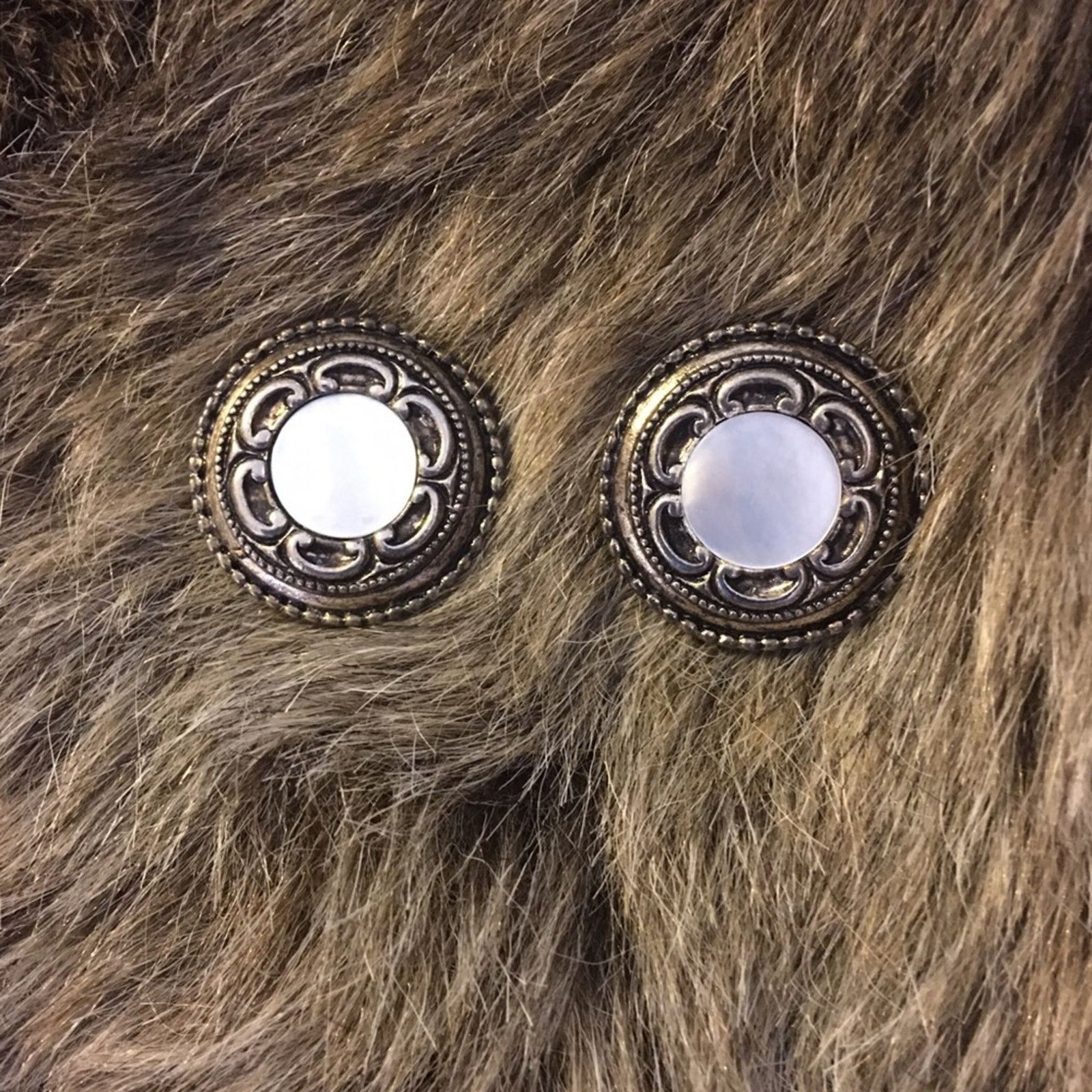 Vintage Vintage antique silver abalone shell earrings Size ONE SIZE - 1 Thumbnail