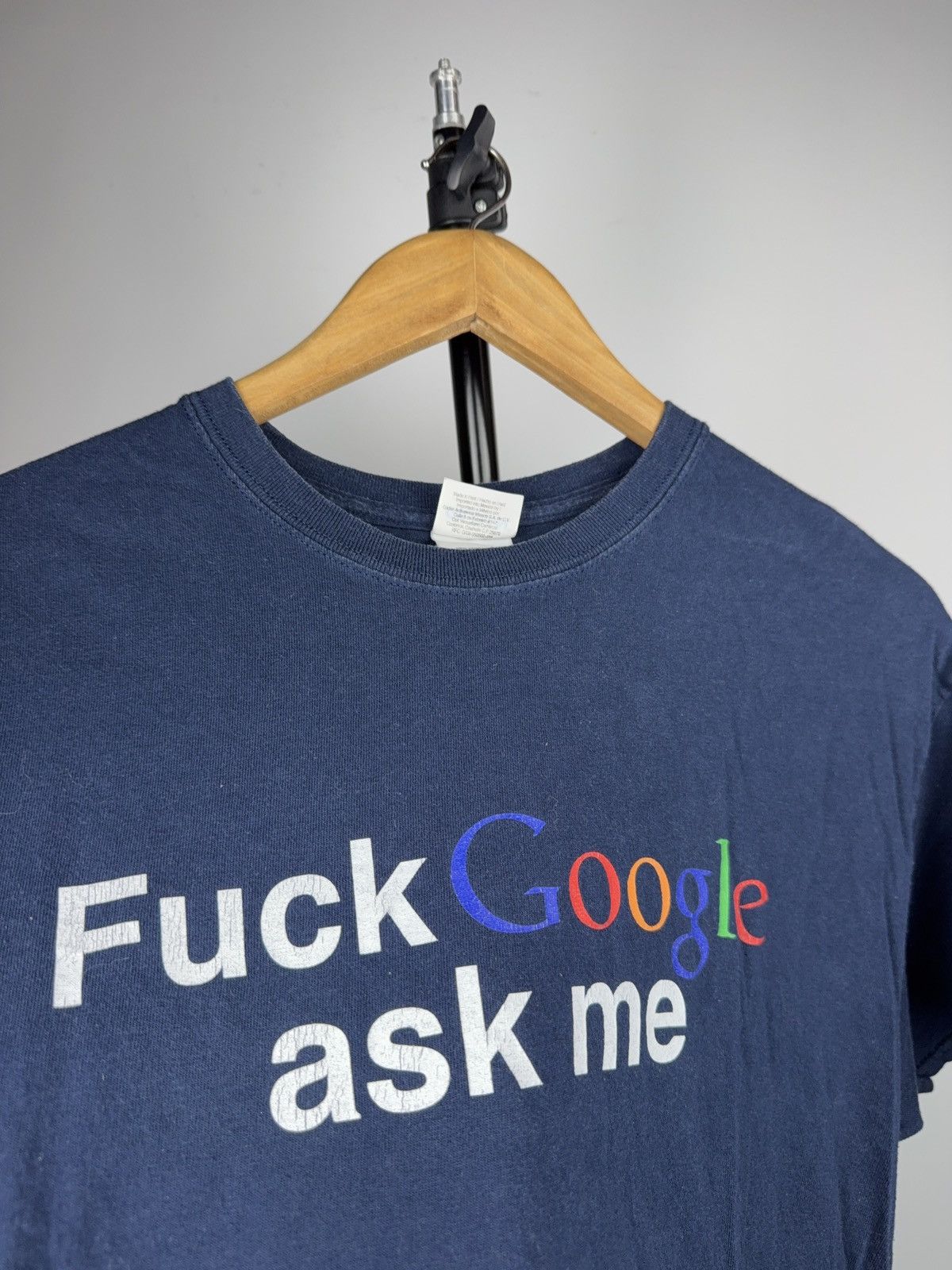 Vintage 00s Funny Humor Fuck Google Ask Me USA Graphic Logo Y2K Tee Size US L / EU 52-54 / 3 - 3 Thumbnail