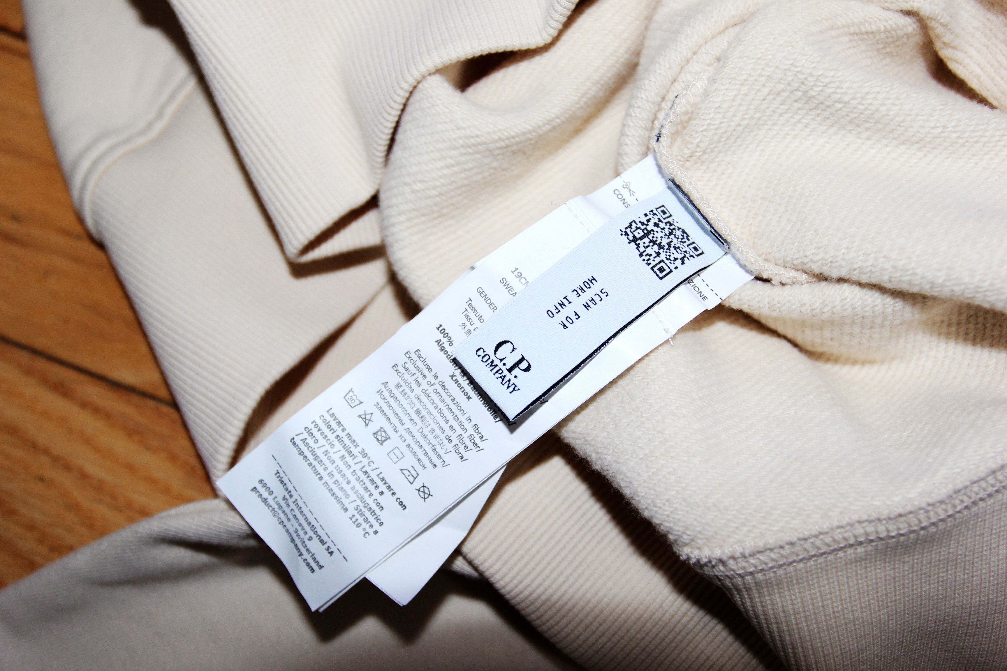 C.P. Company BNWT AW25 C.P. COMPANY DIAGONAL RAISED FLEECE SWEATSHIRT S Size US S / EU 44-46 / 1 - 9 Thumbnail