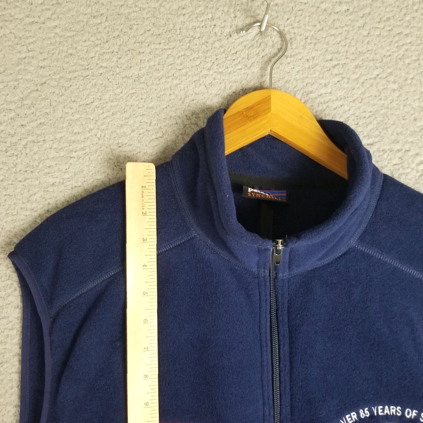 Patagonia Patagonia Synchilla Vest Jacket Men XL Blue Fish Velas Windbreaker Full Zip - Mens Size US XL / EU 56 / 4 - 3 Thumbnail