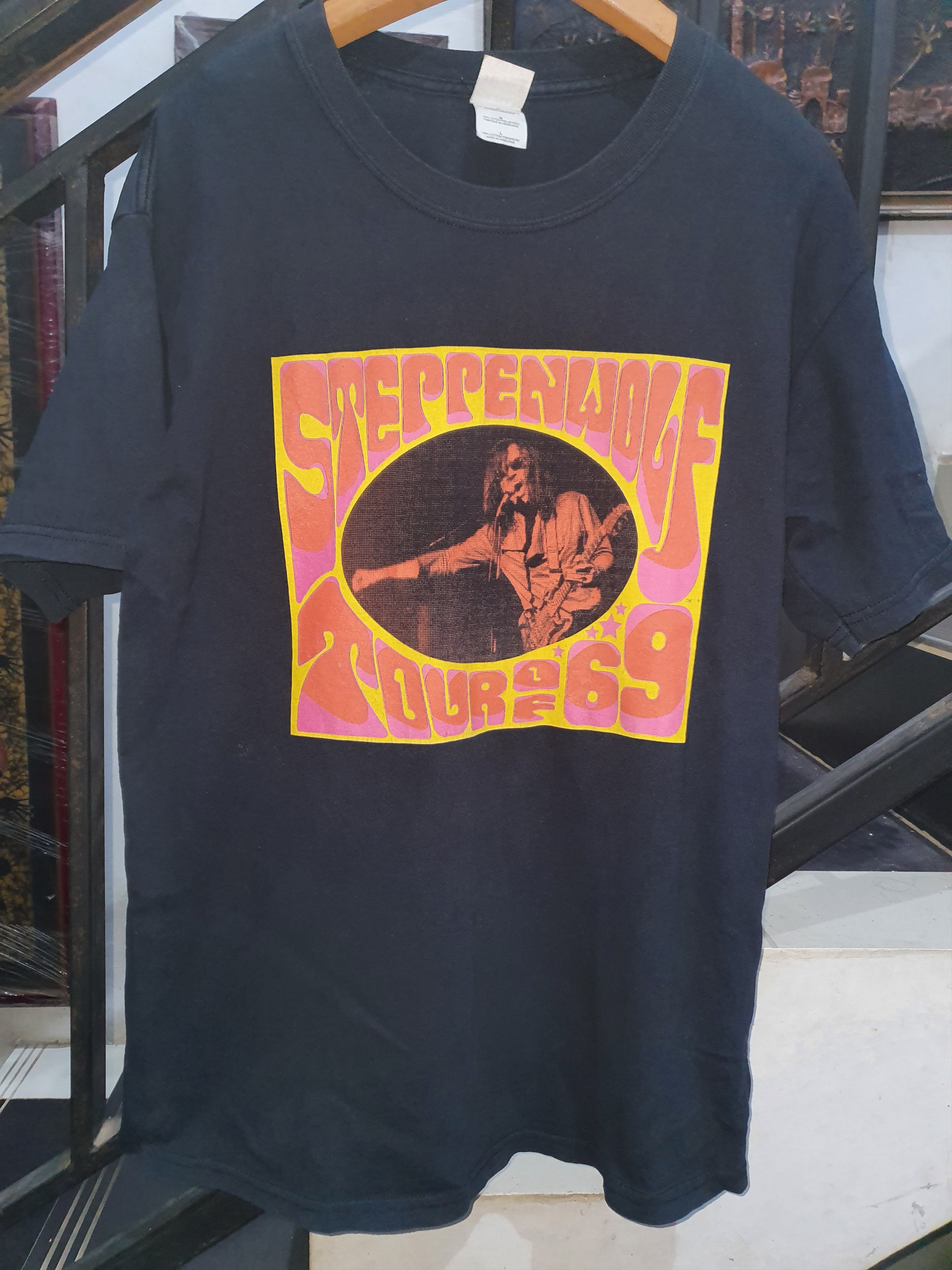 Band Tees Steppenwolf band L Size US L / EU 52-54 / 3 - 1 Thumbnail