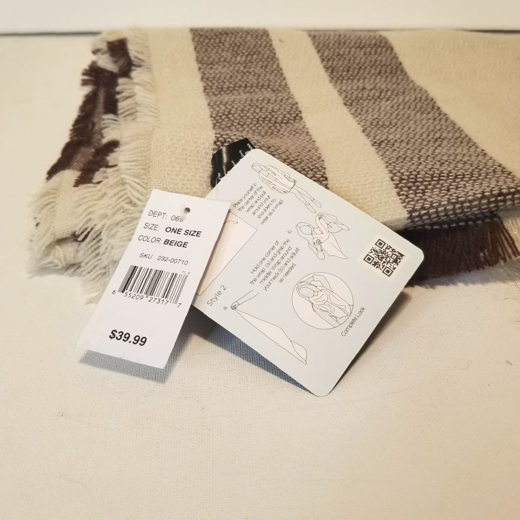 Vintage D&Y Plaid Blanket Scarf Beige Maroon Women's One Size Size ONE SIZE - 3 Thumbnail