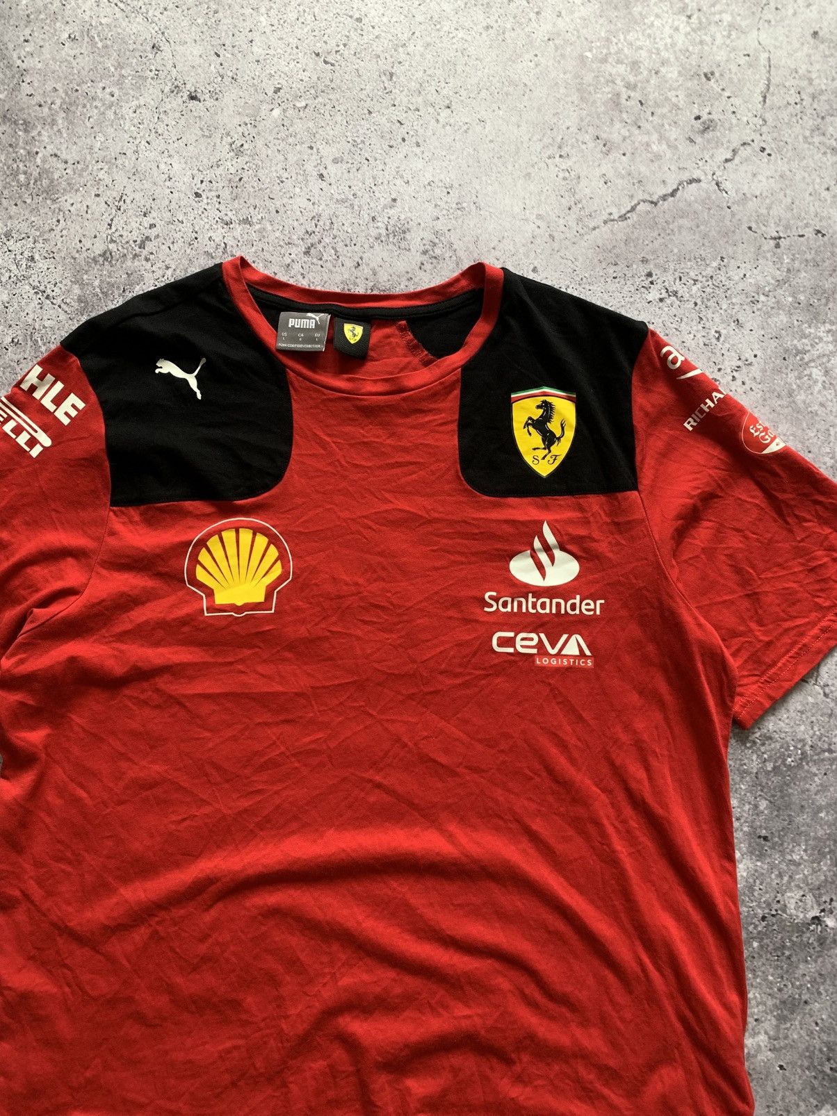 Ferrari × Puma 🔥PUMA FERRARI 2023 FORMULA 1 CARLOS SAINZ SCUDERIA T-SHIRT Size US L / EU 52-54 / 3 - 2 Thumbnail
