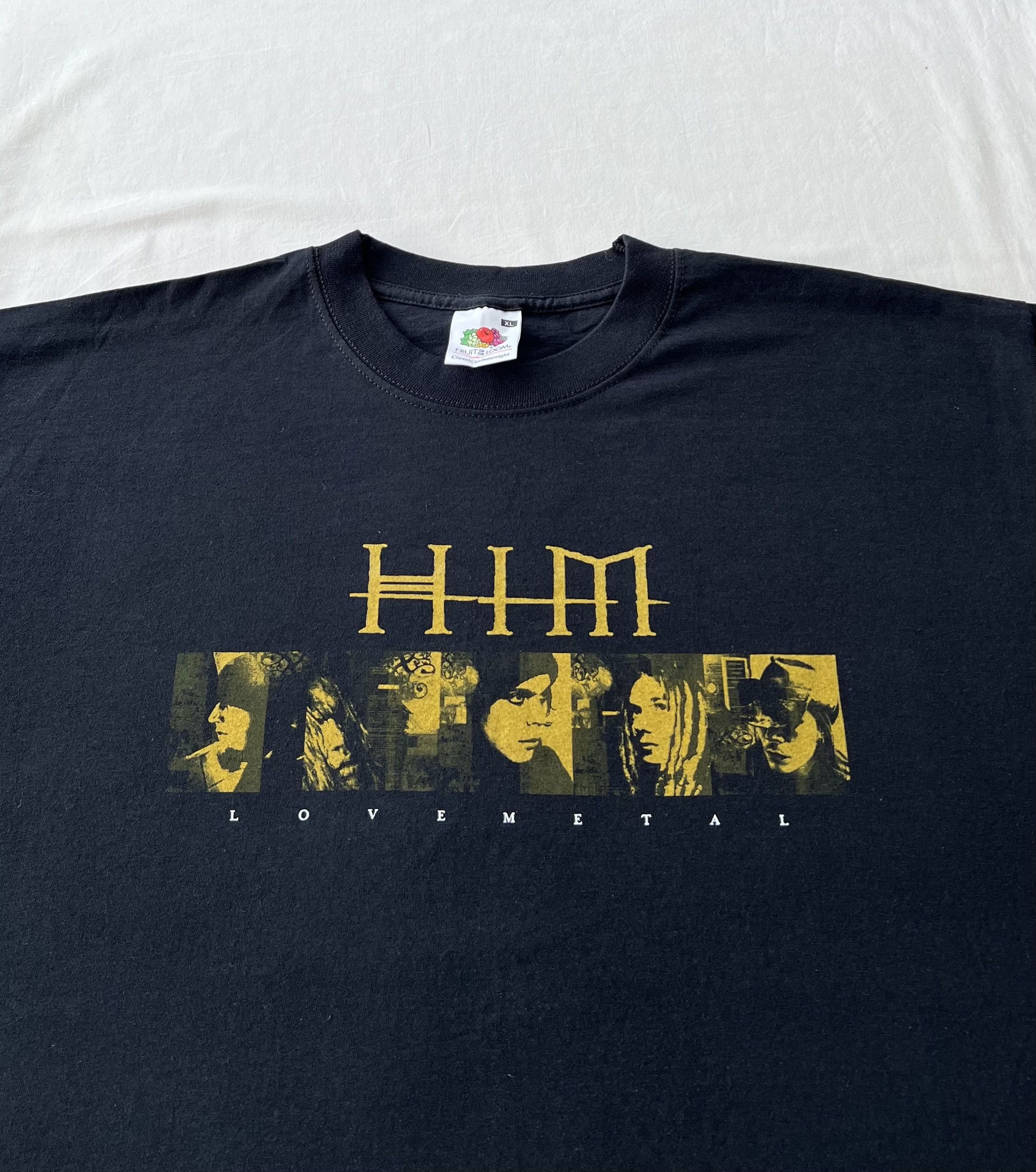 Band Tees Vintage 2000s HIM Love Metal Glam Rock Band Black T-shirt Size US XL / EU 56 / 4 - 4 Thumbnail