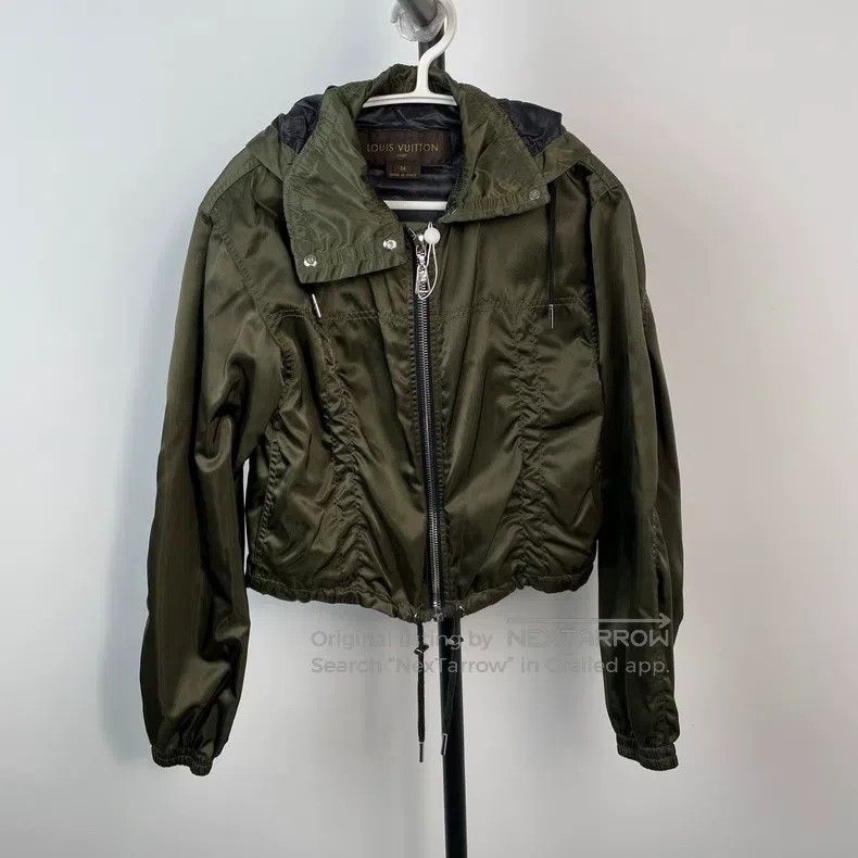Louis Vuitton Louis Vuitton Polyester jacket Size XXS / US 00 / IT 34 - 1 Thumbnail