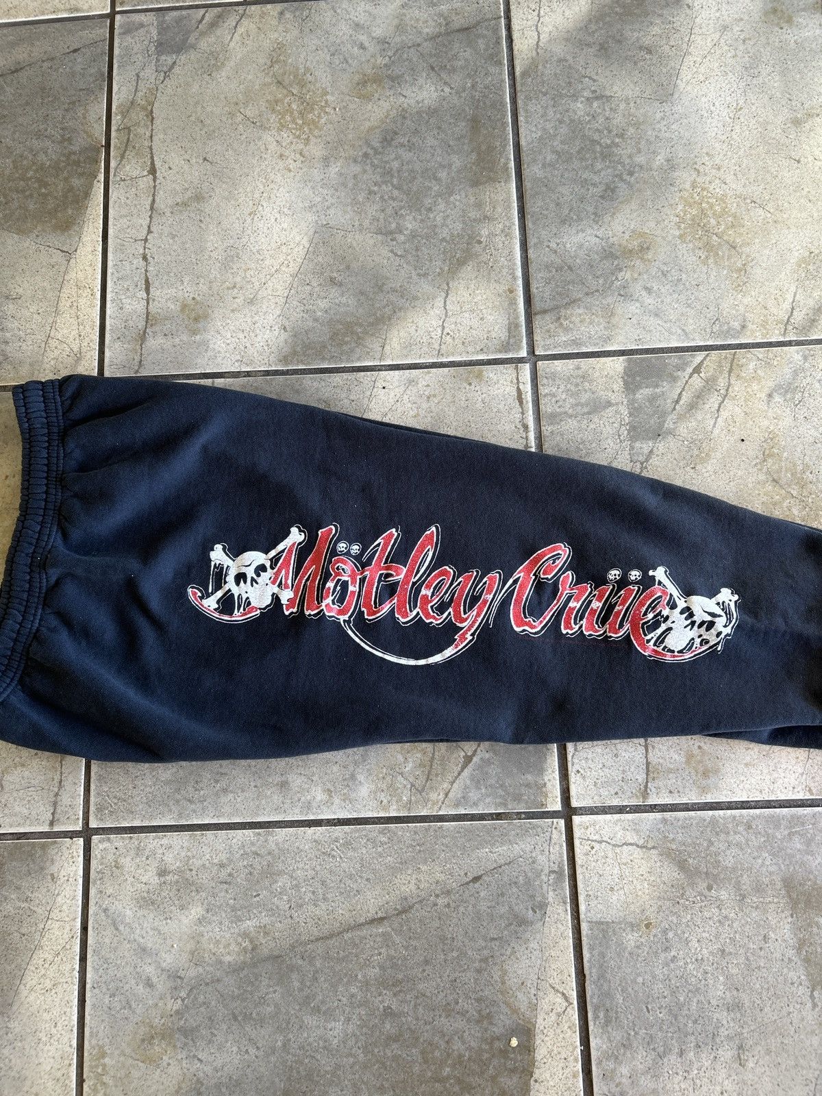 image of Vintage 1991 Motley Crue Sweatpants Super in Black, Men's (Size 30)