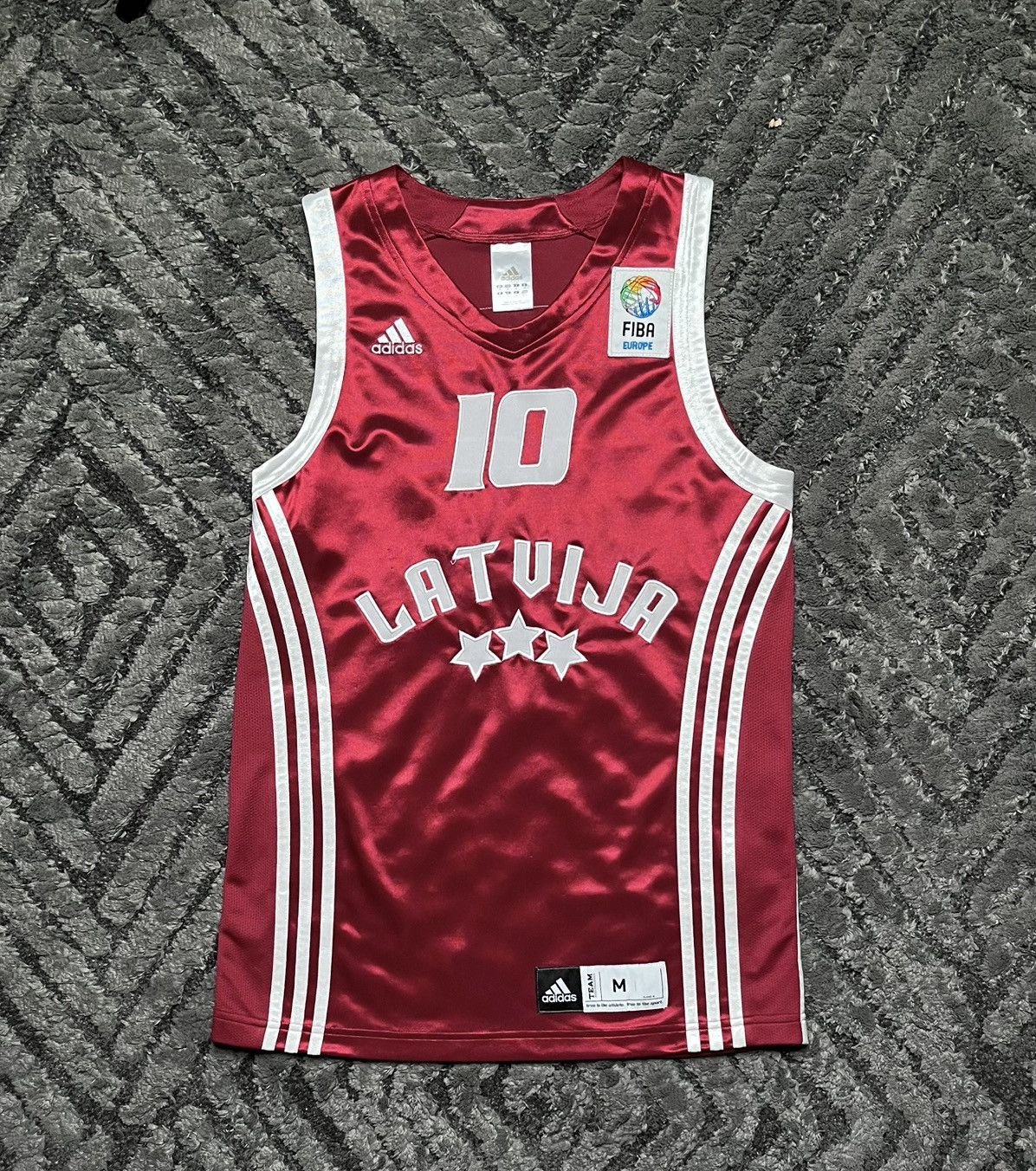 Vintage red jersey top